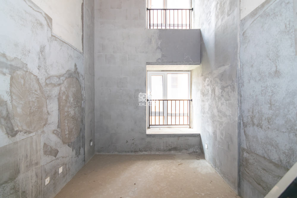 新城国际花都  4室2厅1卫    62.0万