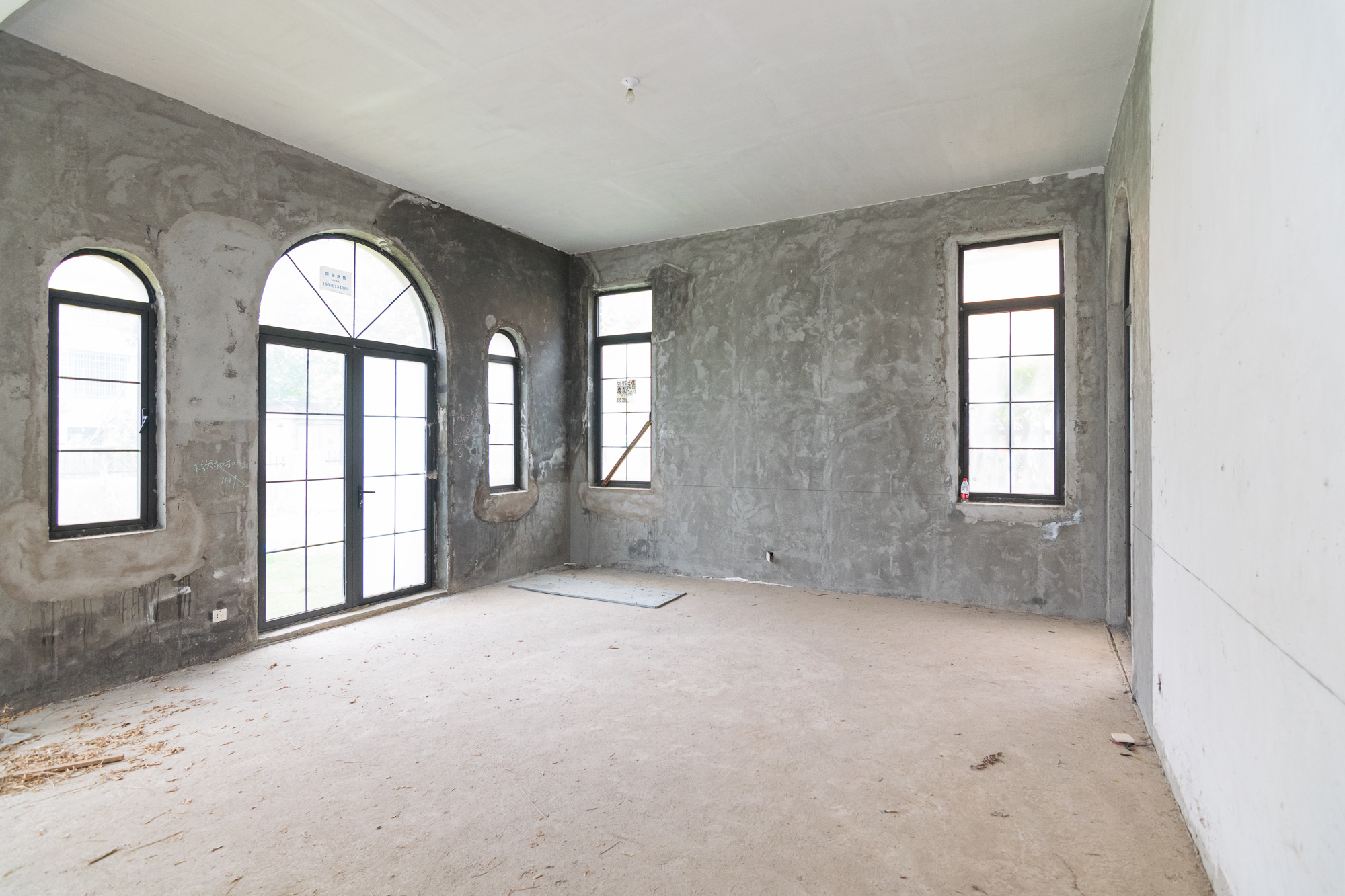 中粮北纬28°别墅  6室2厅5卫    750.0万 中粮北纬28°别墅  6室2厅5卫    750.0万客厅