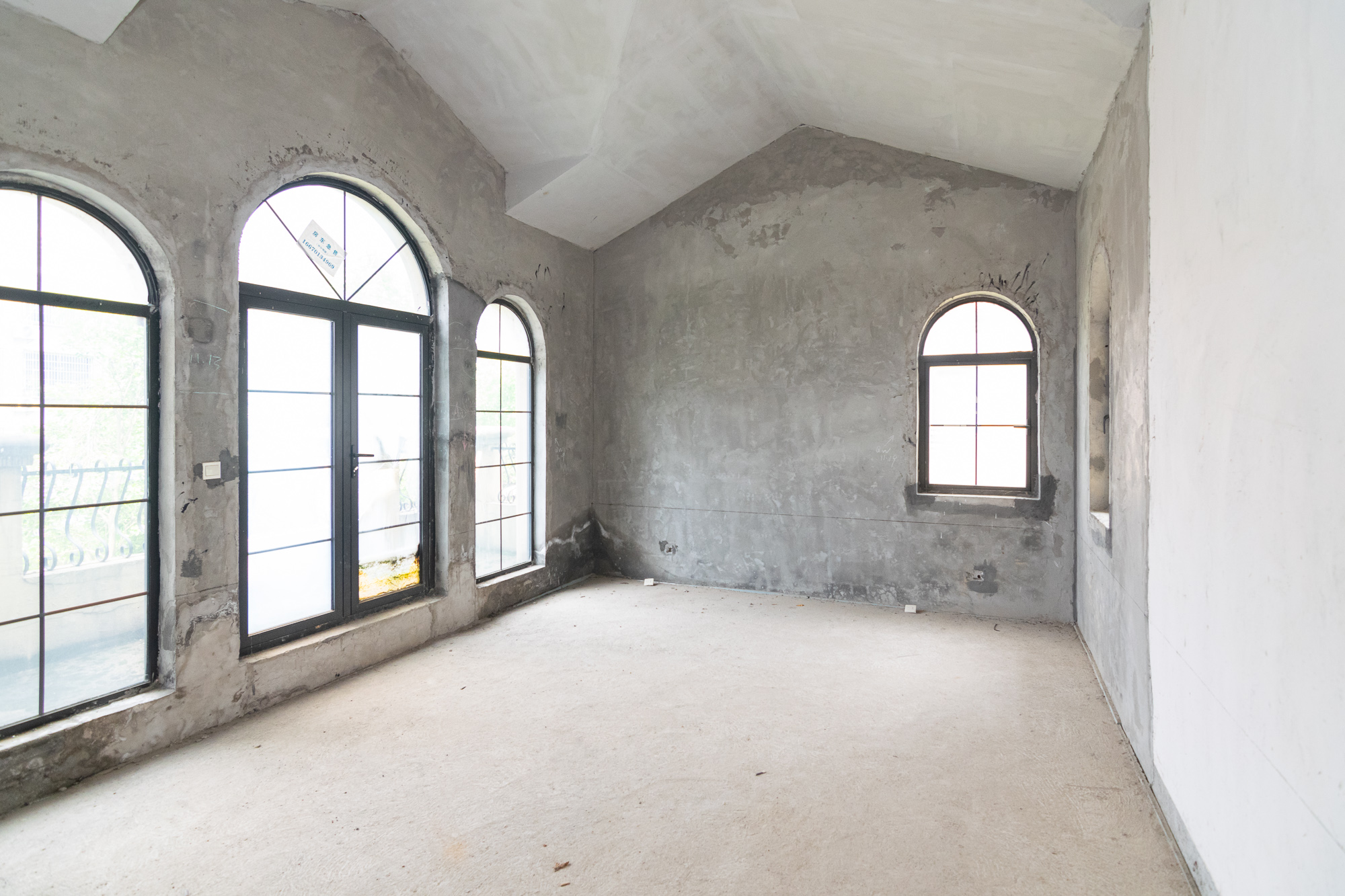 中粮北纬28°别墅  6室2厅5卫    750.0万 中粮北纬28°别墅  6室2厅5卫    750.0万卧室