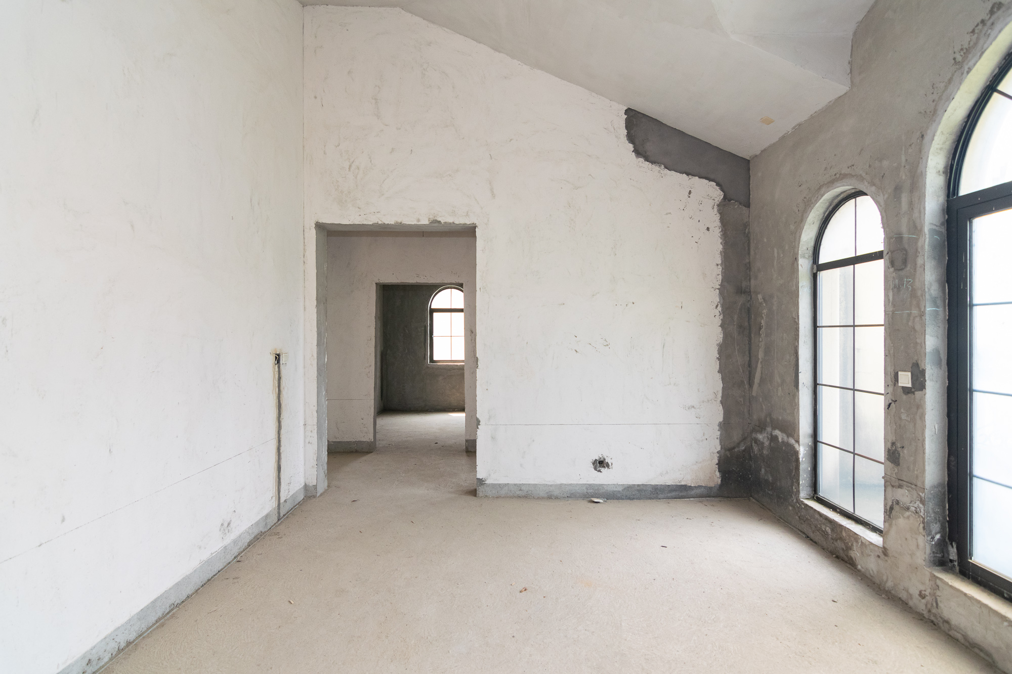 中粮北纬28°别墅  6室2厅5卫    750.0万 中粮北纬28°别墅  6室2厅5卫    750.0万卧室