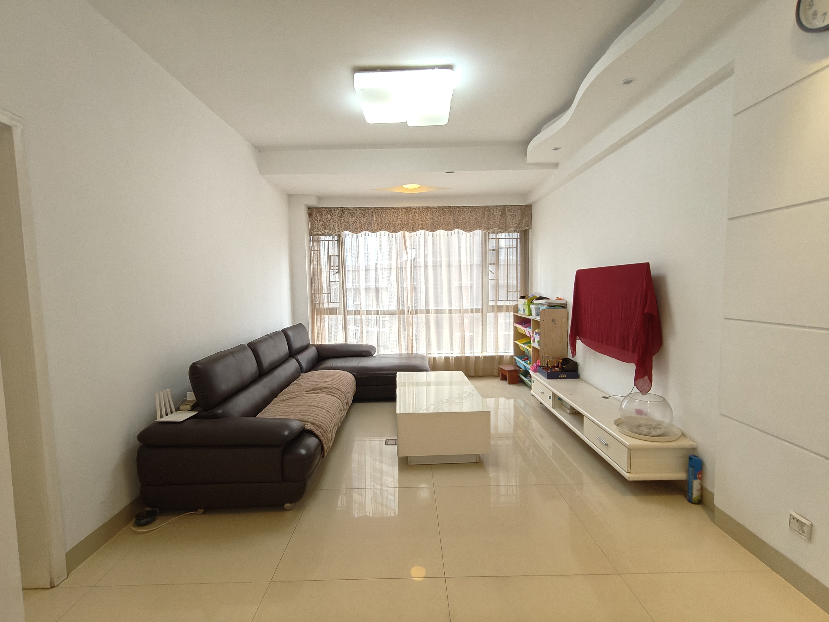 华晨御园  3室2厅1卫    66.0万 华晨御园  3室2厅1卫    66.0万