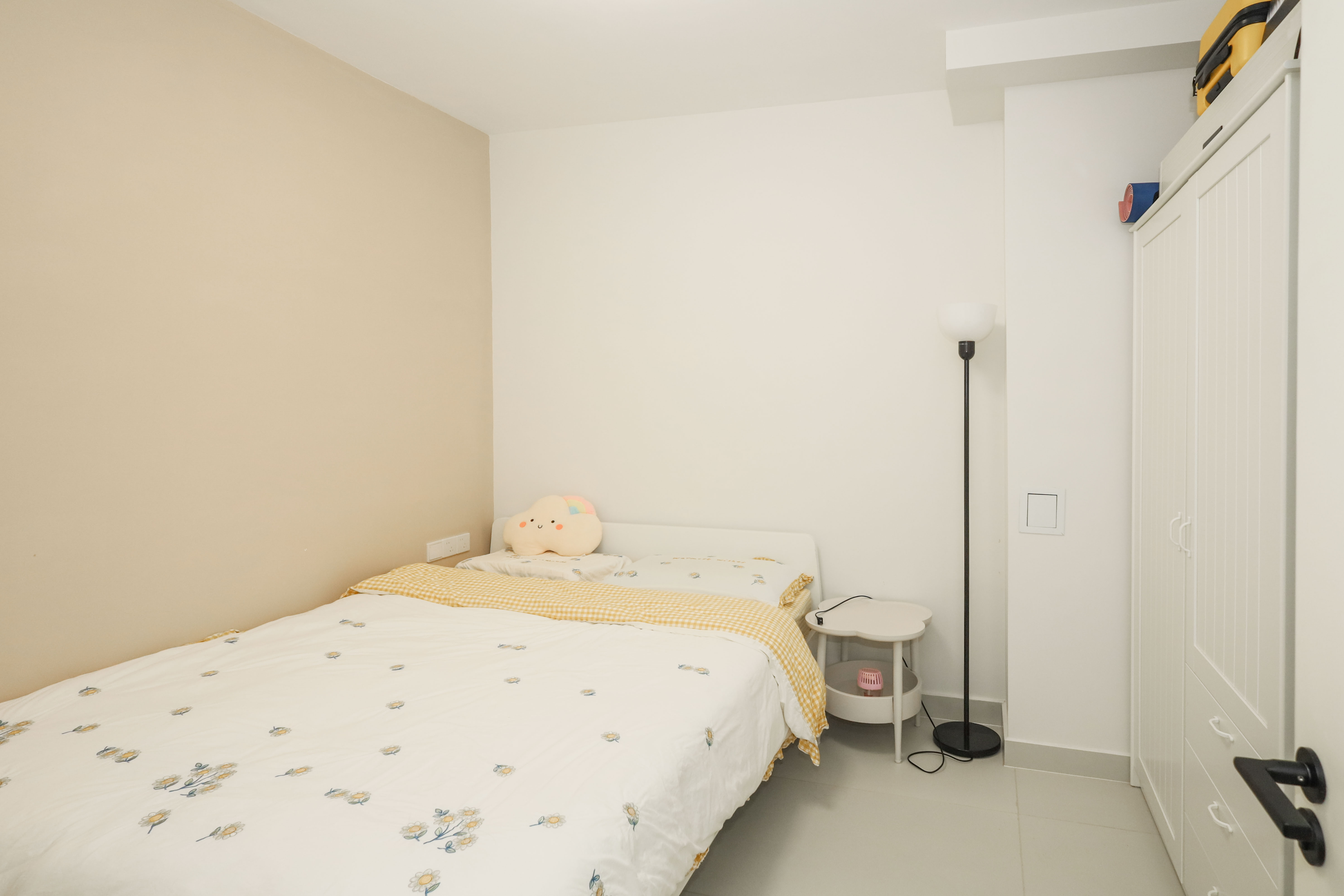 建发央著  2室1厅1卫   102.00万卧室