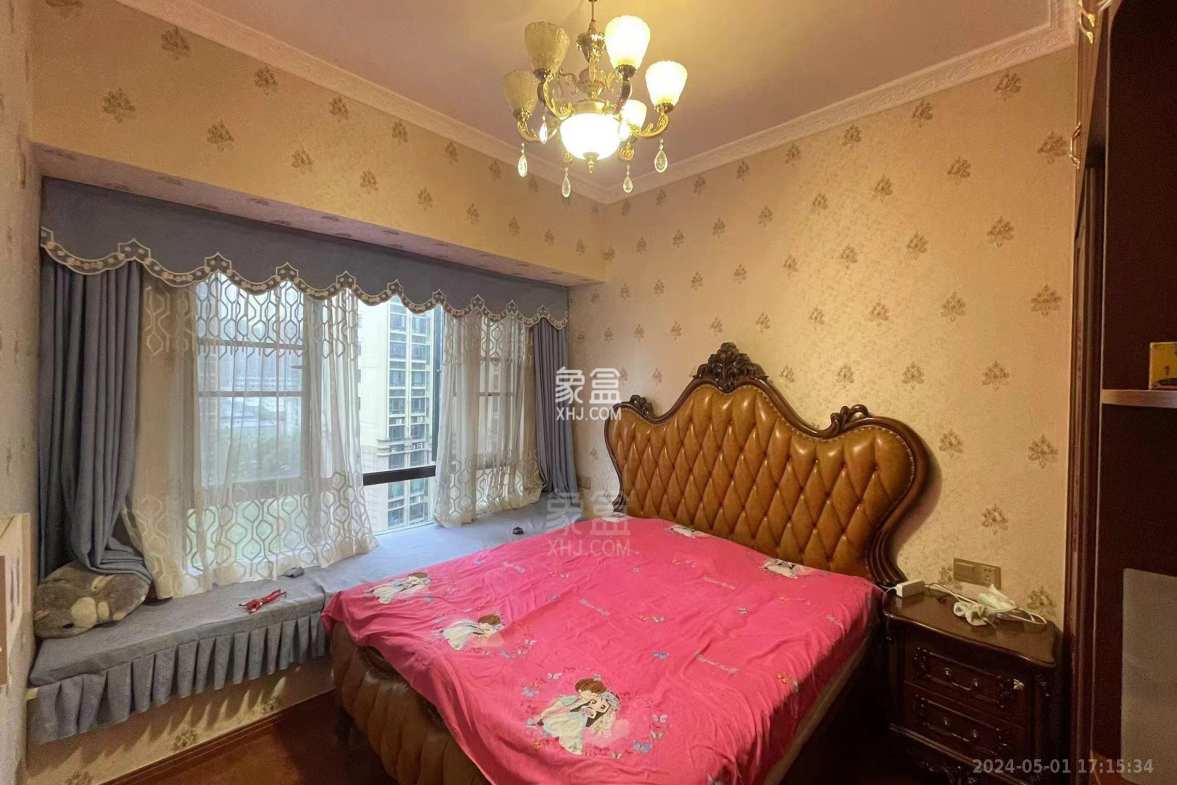 经世龙城 4室2厅2卫 3000.00元/月 经世龙城 4室2厅2卫 3000.00元/月室内图