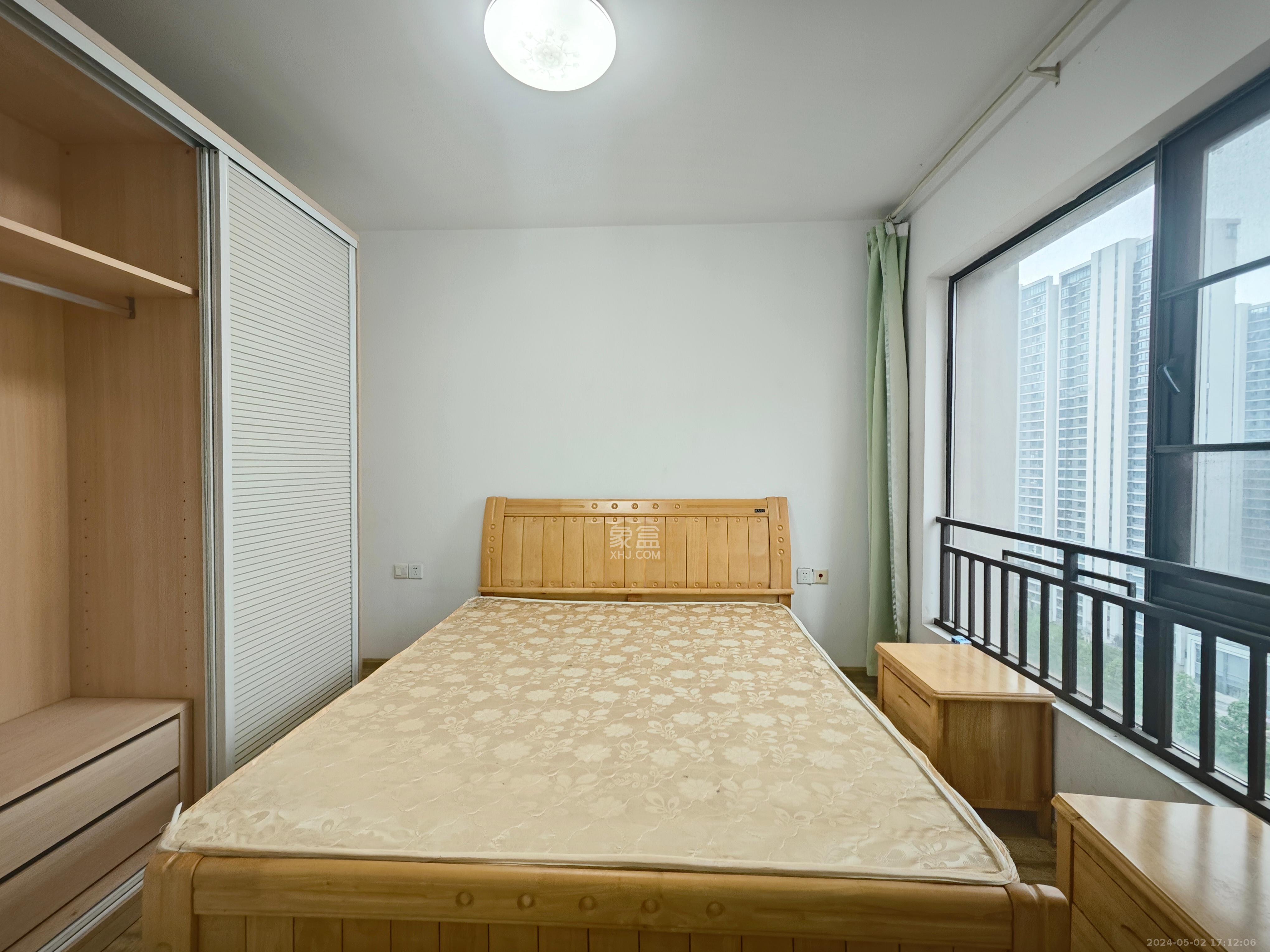 旭辉御府  3室2厅1卫   2300.00元/月室内图