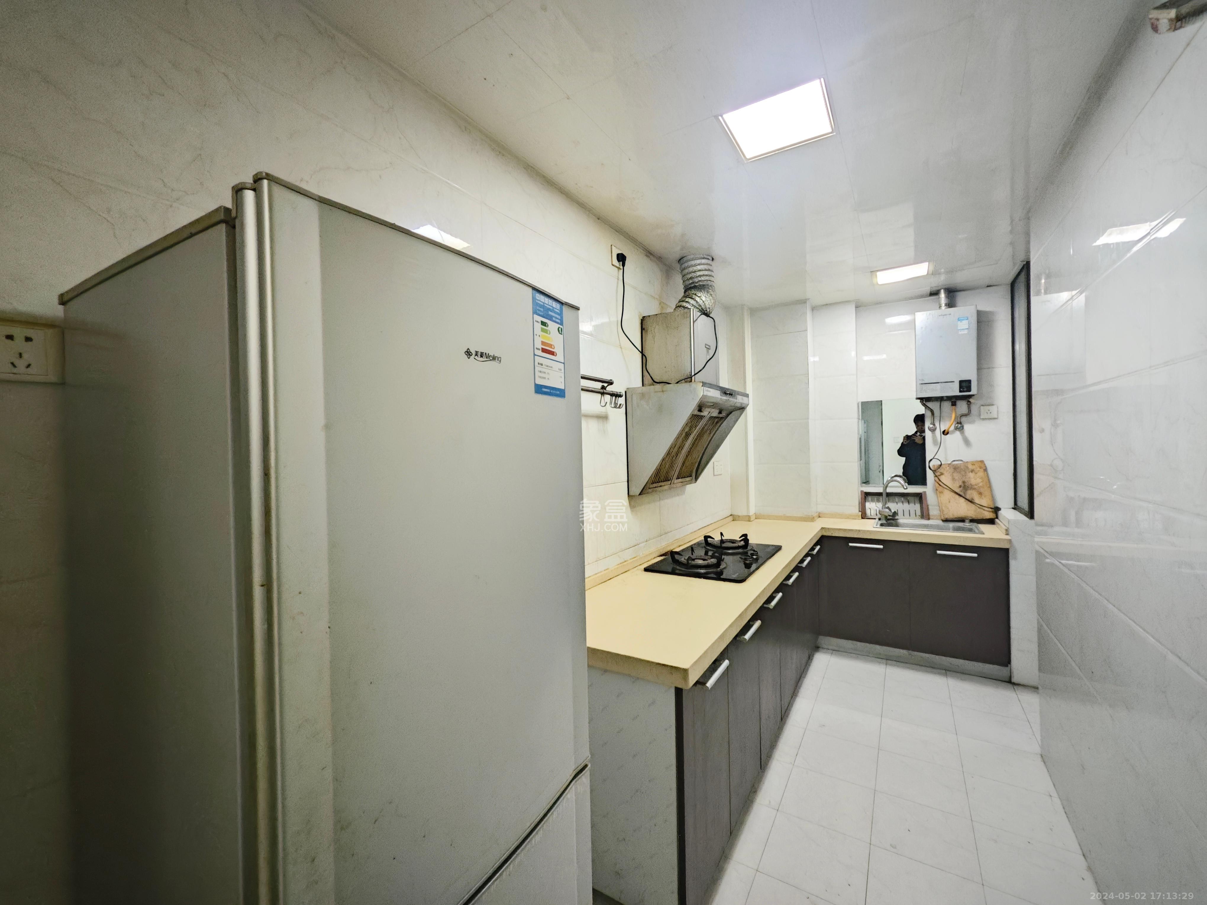 旭辉御府  3室2厅1卫   2300.00元/月室内图