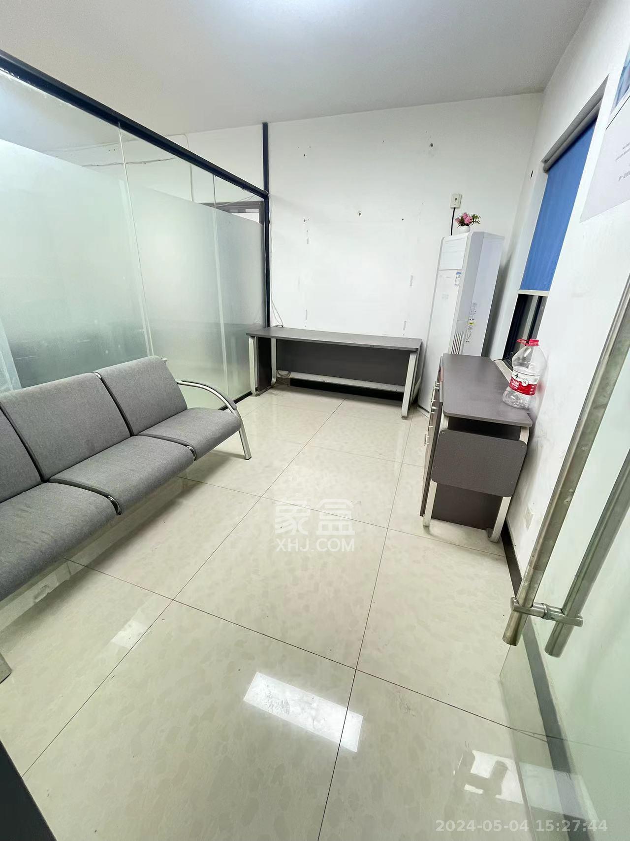 和庄 3室2厅1卫 2300.0元/月 和庄 3室2厅1卫 2300.0元/月室内图