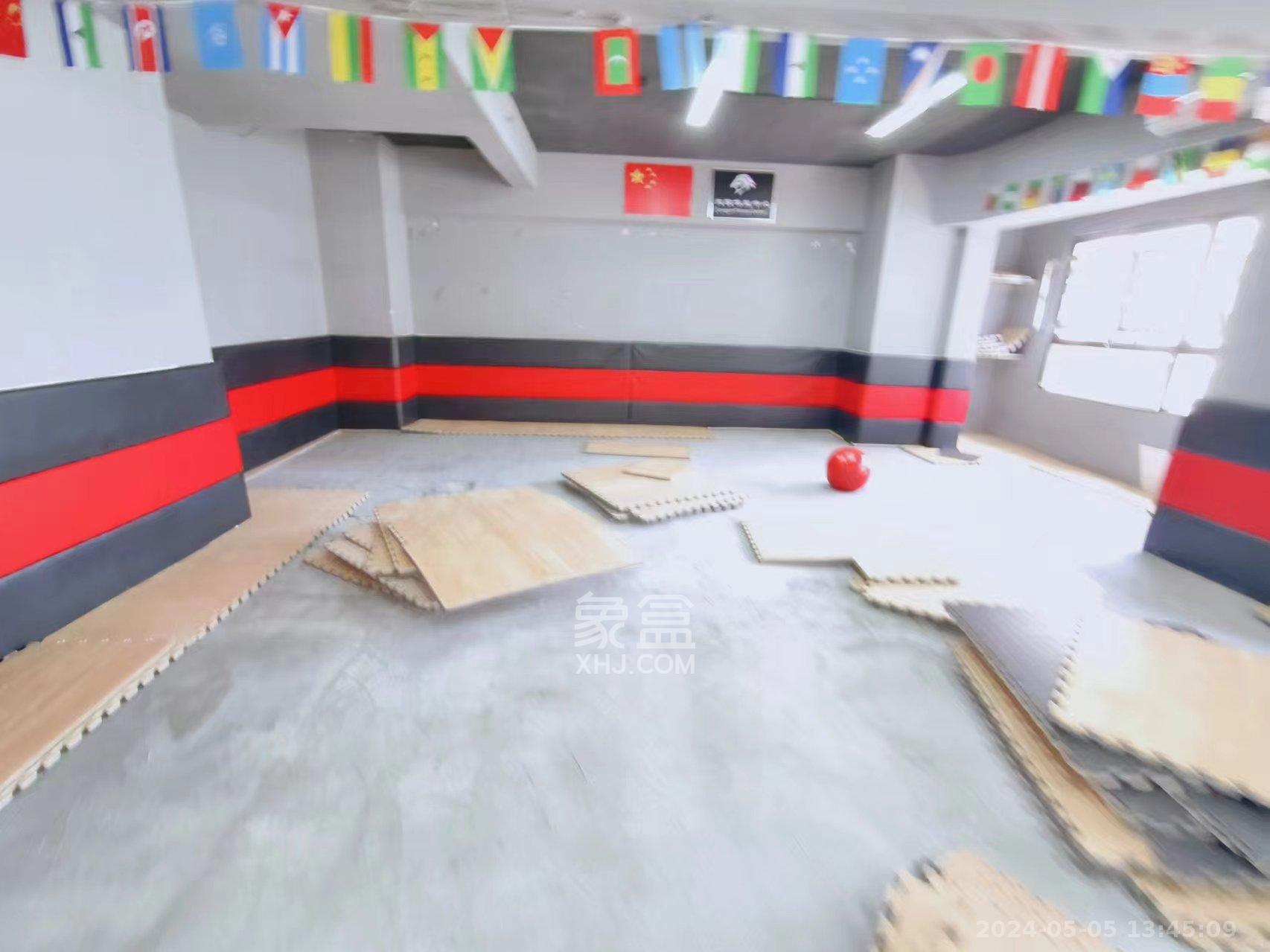 当代滨江MOMA 1室1厅1卫 6500.0元/月 当代滨江MOMA 1室1厅1卫 6500.0元/月室内图