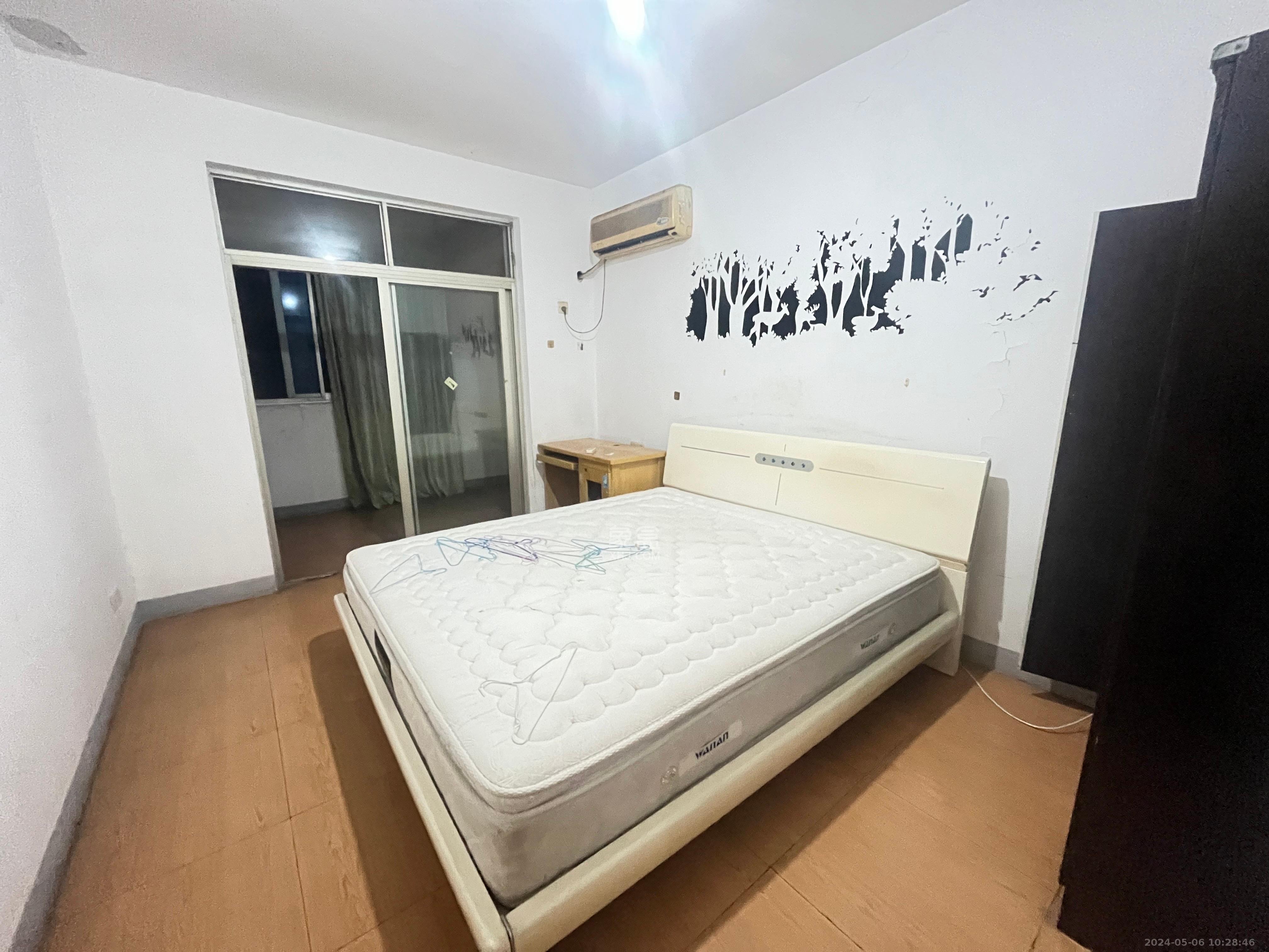 中意花苑  2室2厅1卫   1300.00元/月室内图
