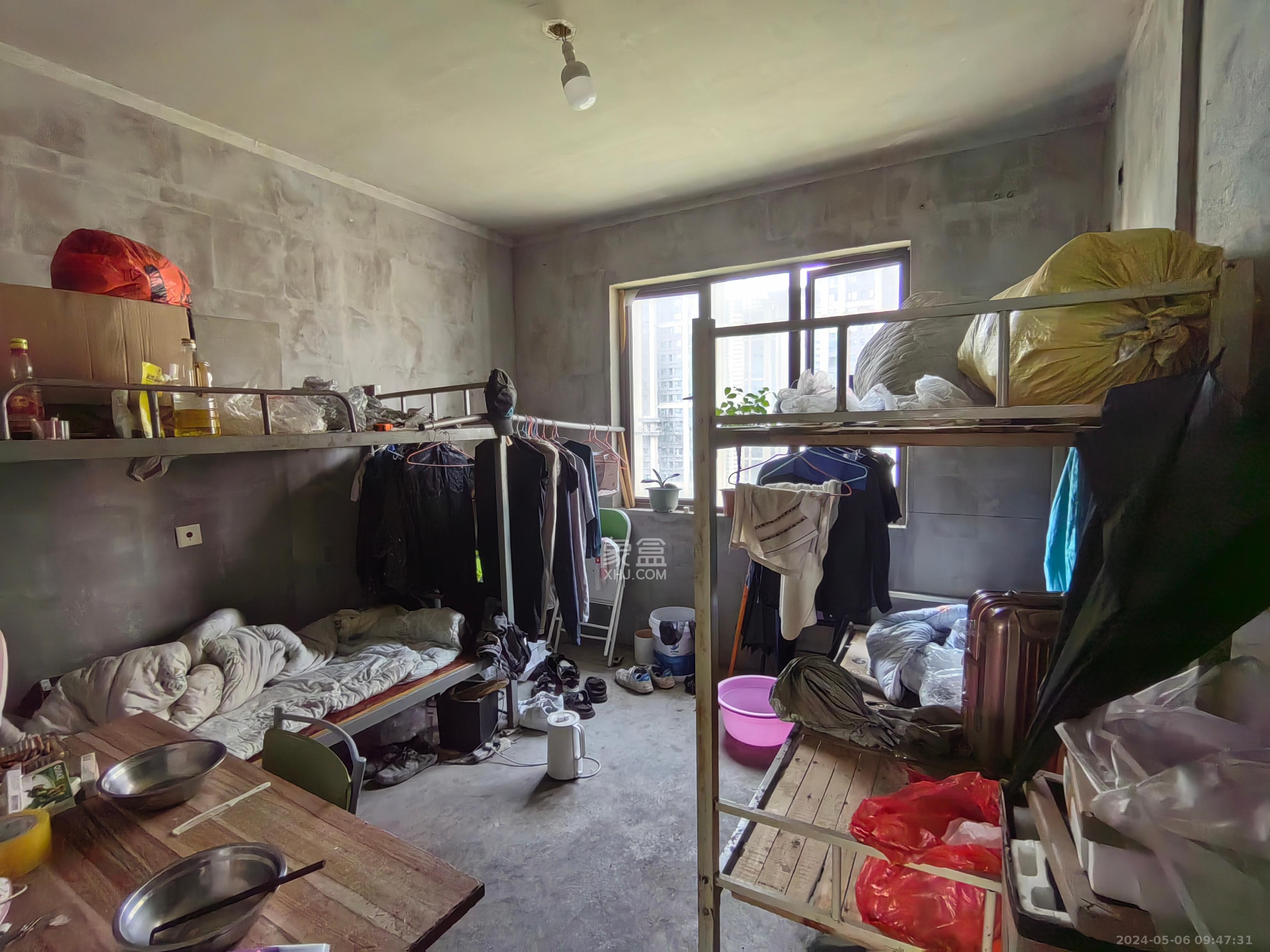 中国铁建梅溪青秀二期  4室2厅2卫   2400.00元/月室内图
