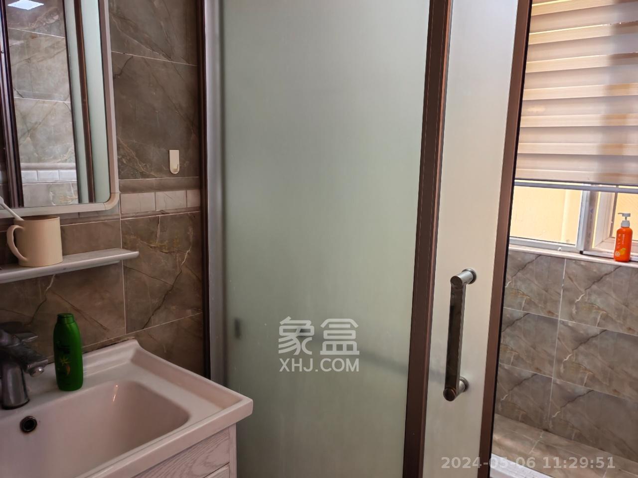 佛奥康桥水岸  3室2厅1卫   1700.00元/月室内图