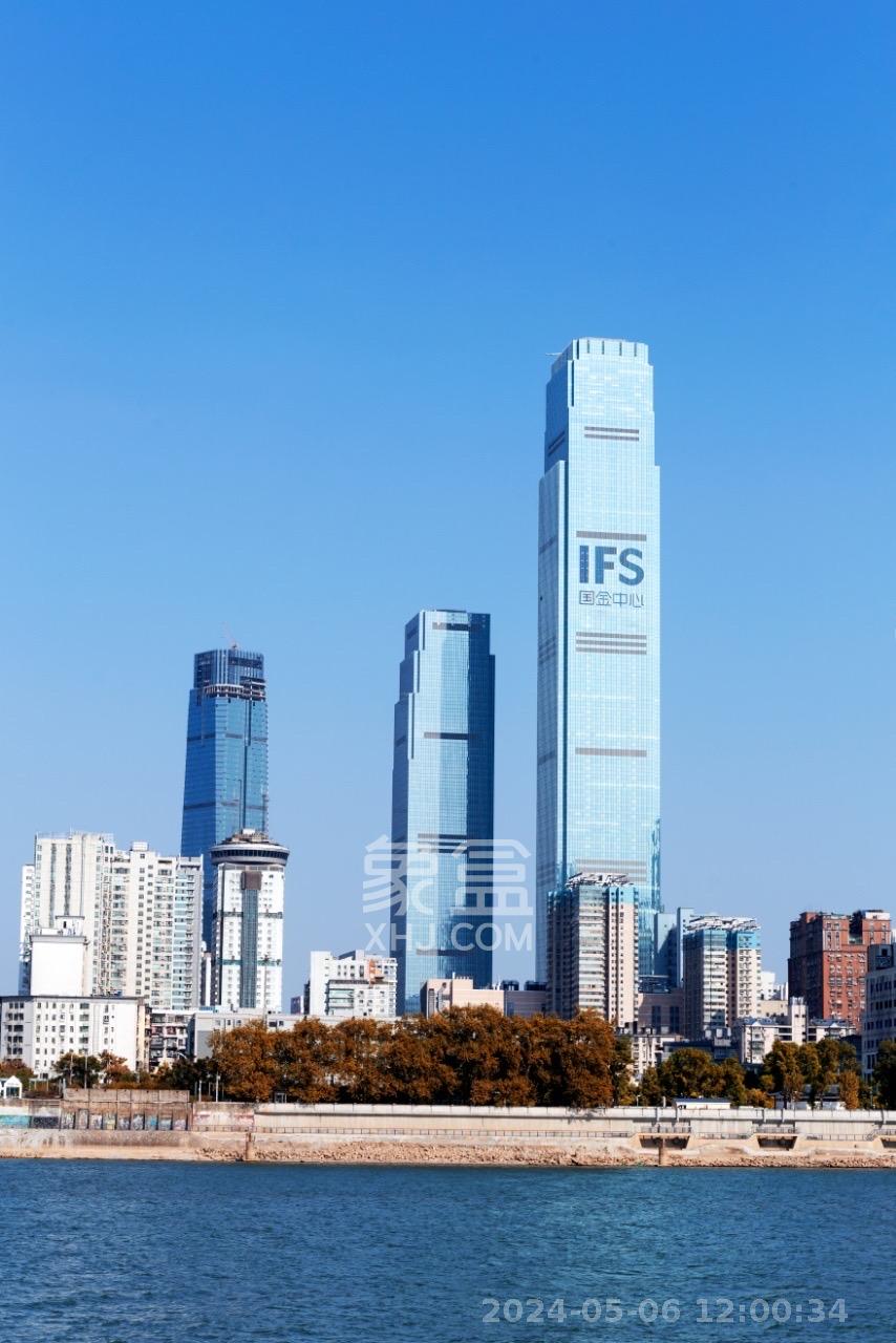 九龙仓国金中心  0室0厅0卫   18000.00元/月室内图