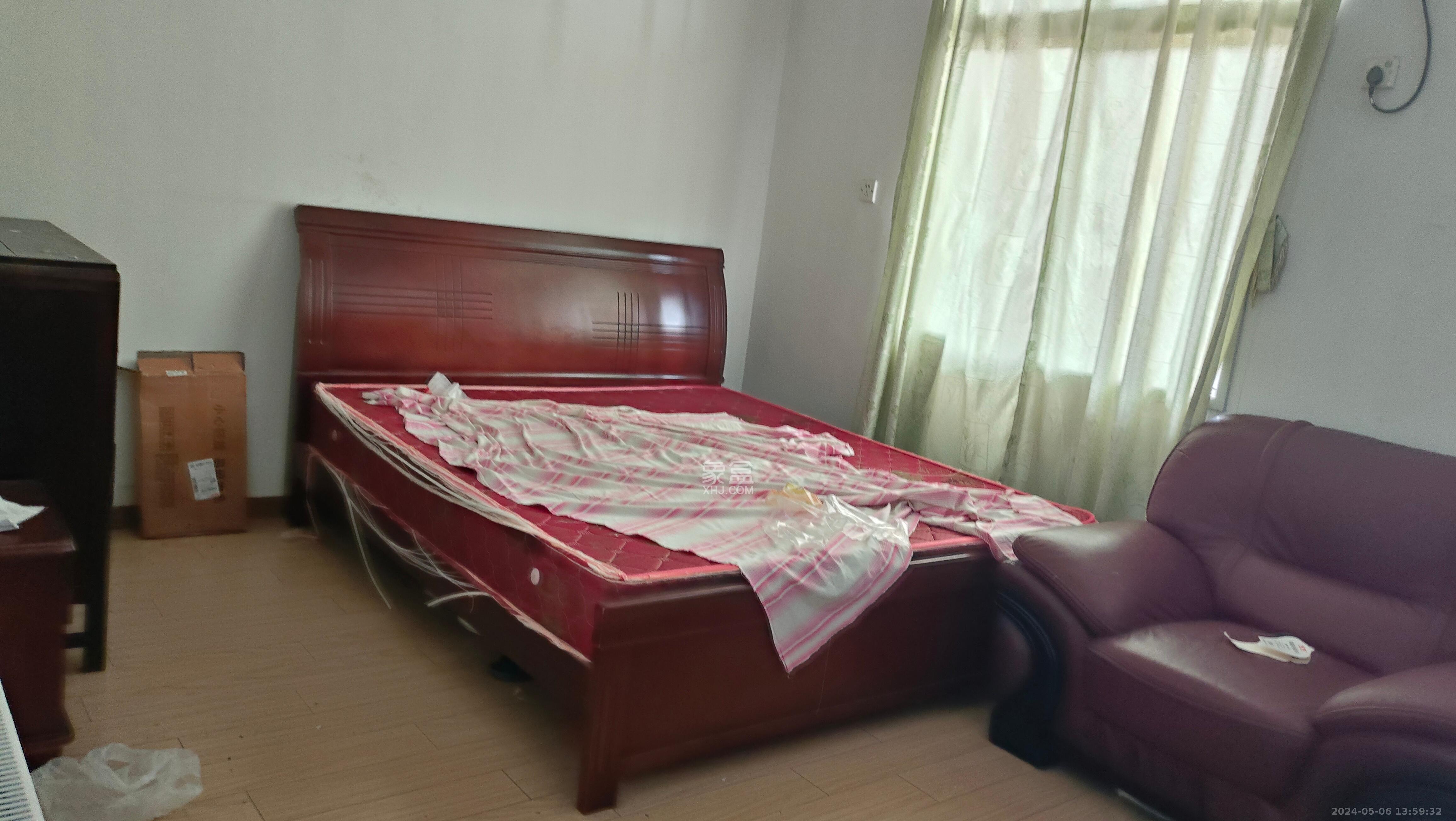 中南大学胜利村  0室0厅0卫   2000.00元/月室内图