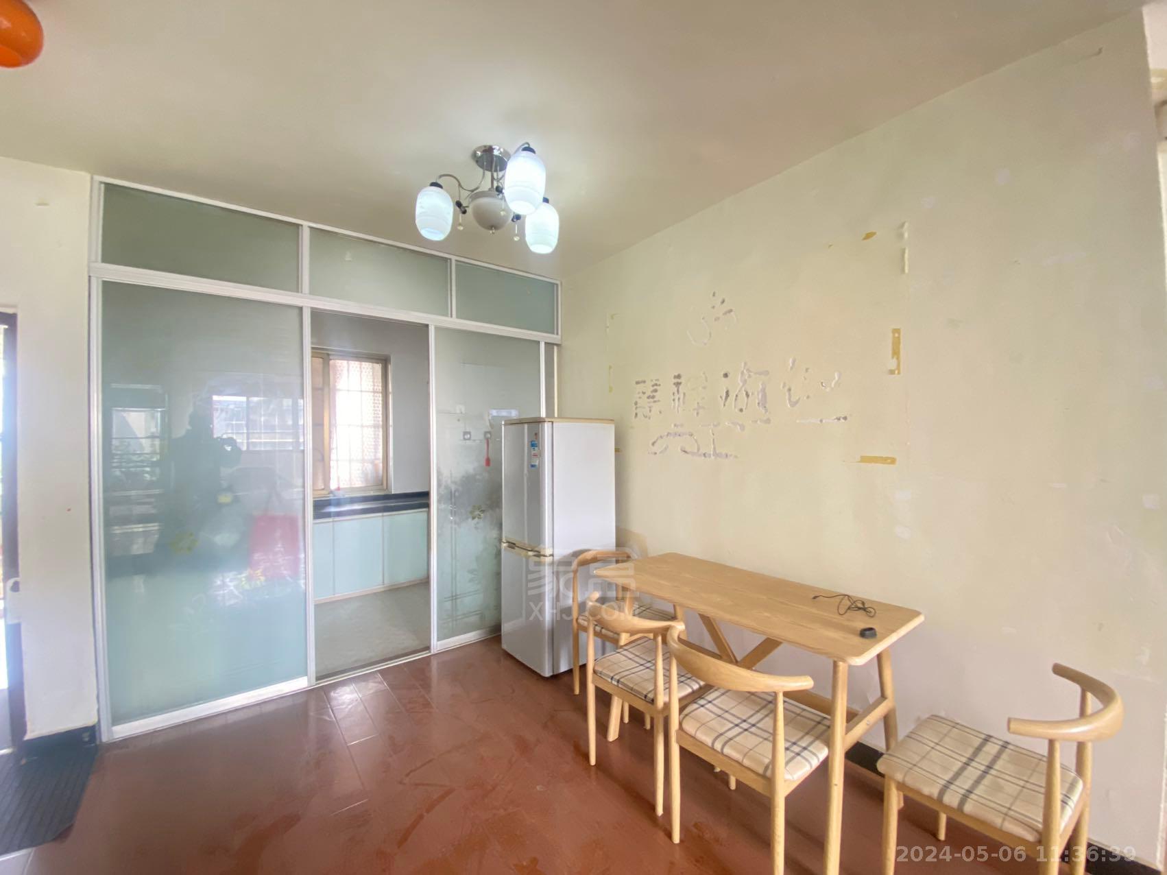 利江花园 2室2厅1卫 1600.00元/月 利江花园 2室2厅1卫 1600.00元/月室内图