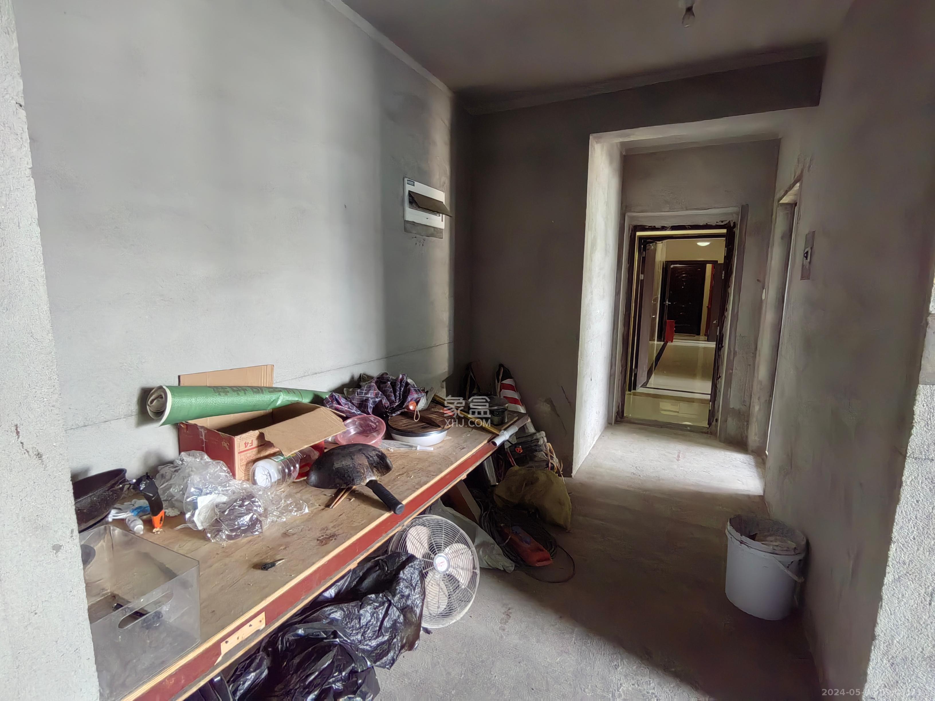 中国铁建梅溪青秀二期  4室2厅2卫   2400.00元/月室内图