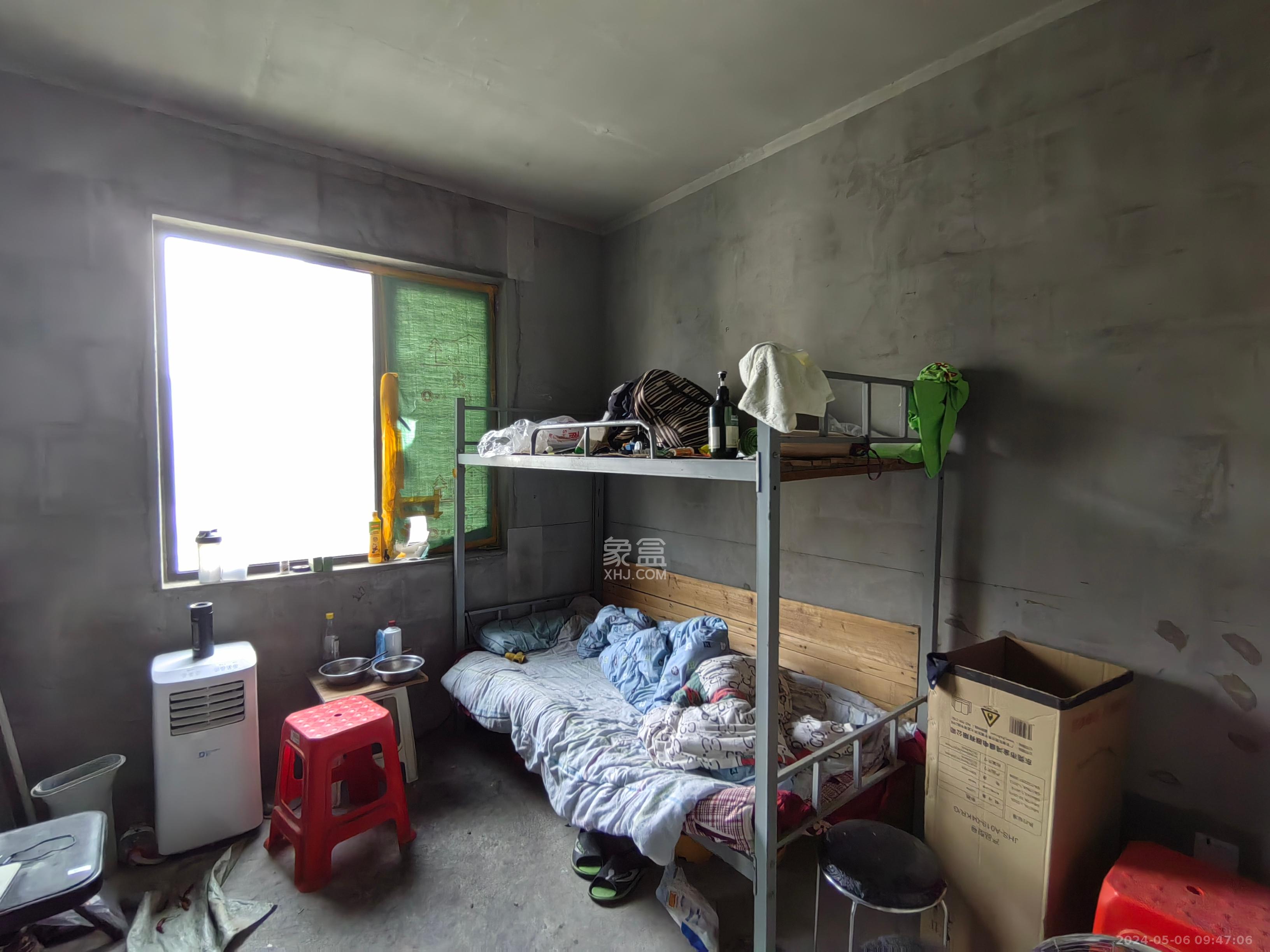 中国铁建梅溪青秀二期  4室2厅2卫   2400.00元/月室内图