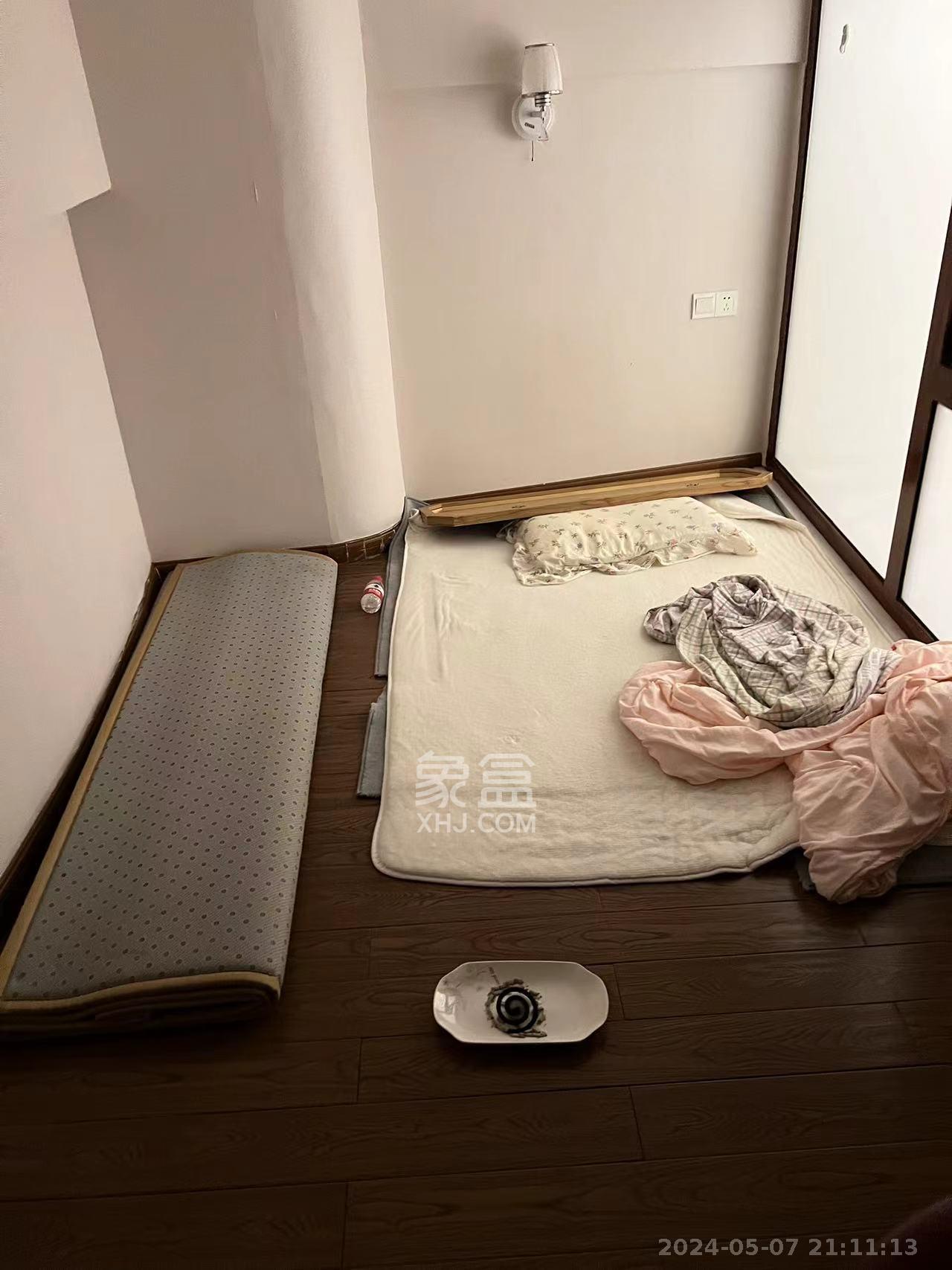 铂宫  2室1厅1卫   3000.00元/月室内图