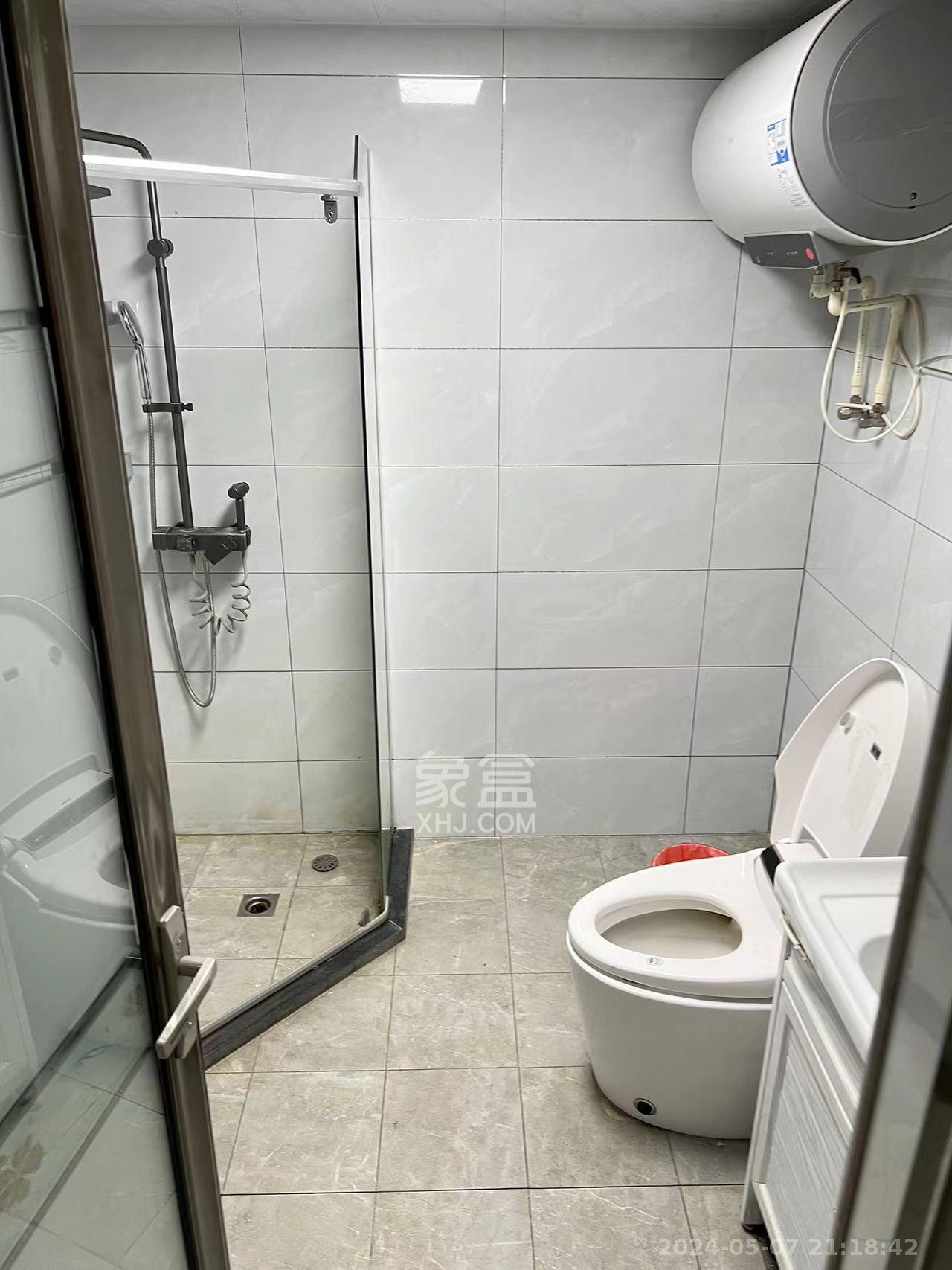 新大新  3室1厅1卫   6900.00元/月室内图