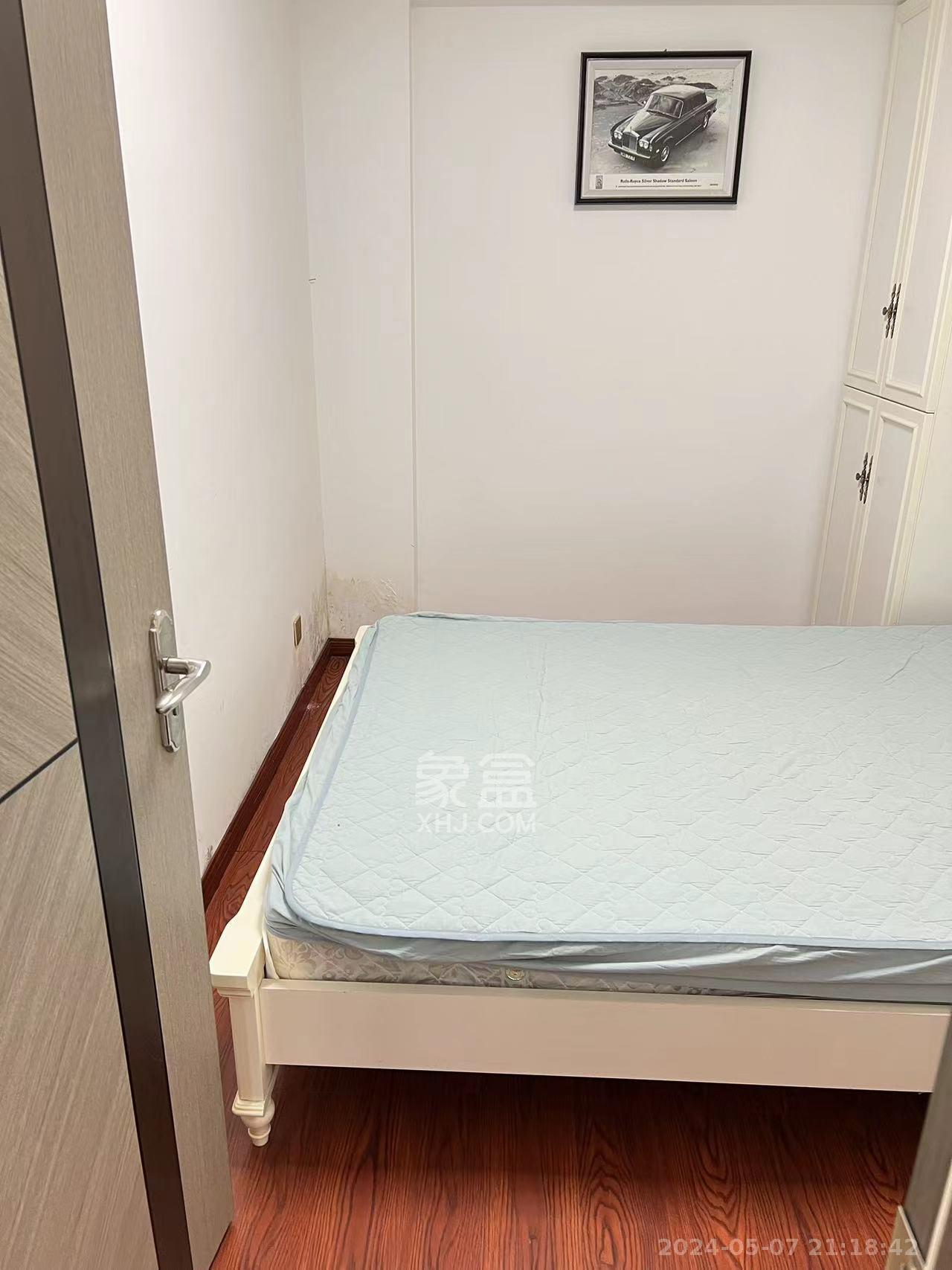 新大新  3室1厅1卫   6900.00元/月室内图