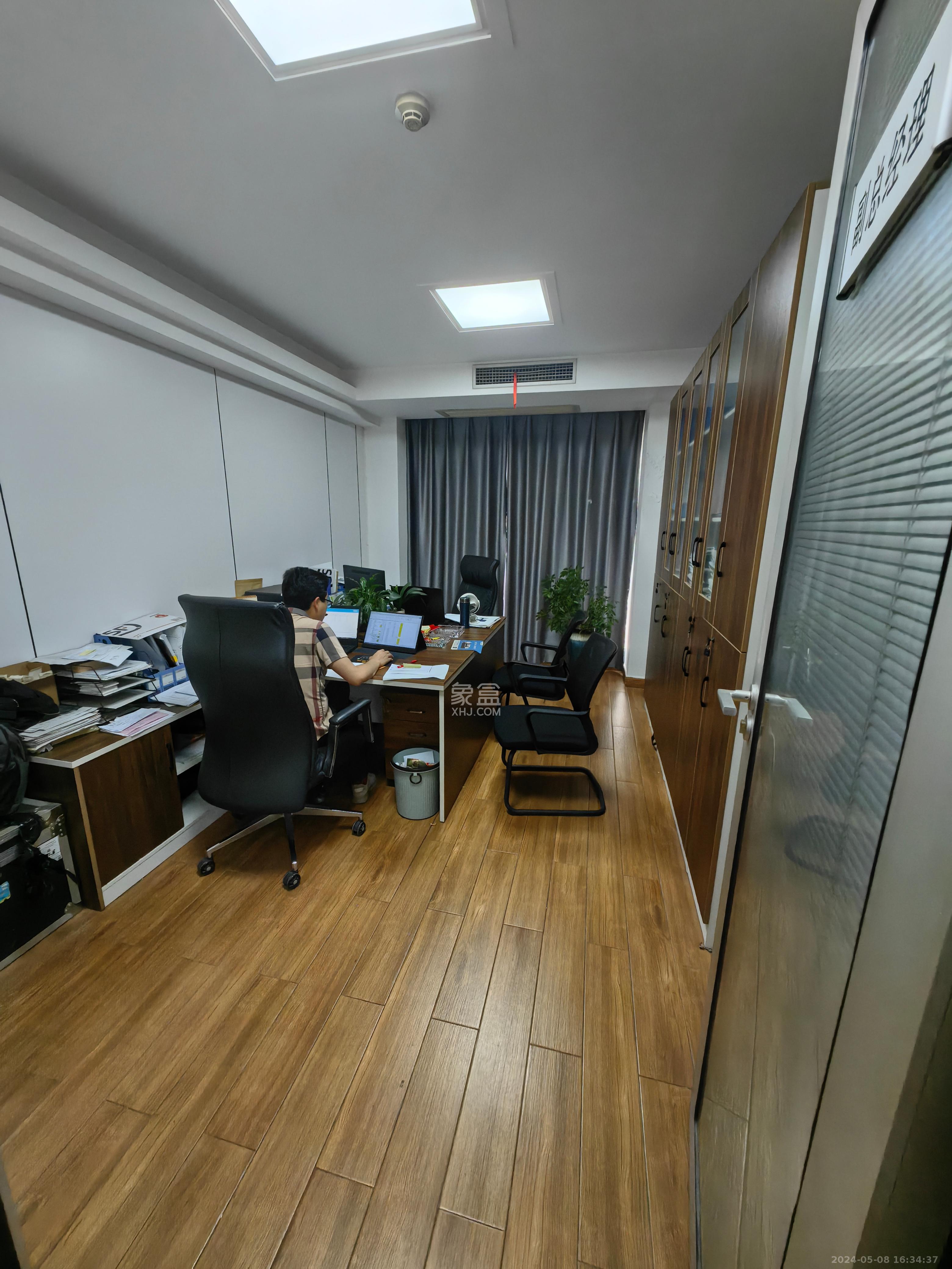中建芙蓉工社  1室1厅1卫   13000.00元/月室内图