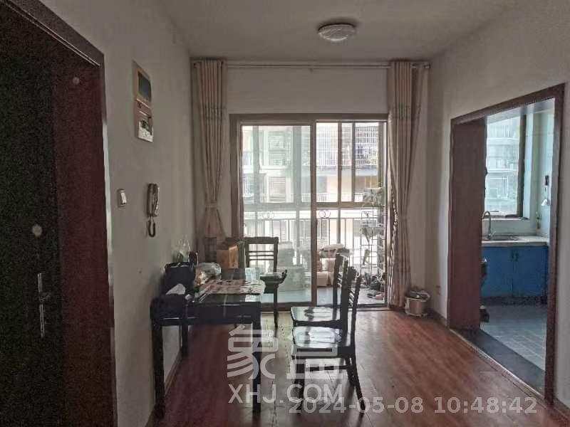 南郡明珠  3室3厅1卫   1600.00元/月室内图