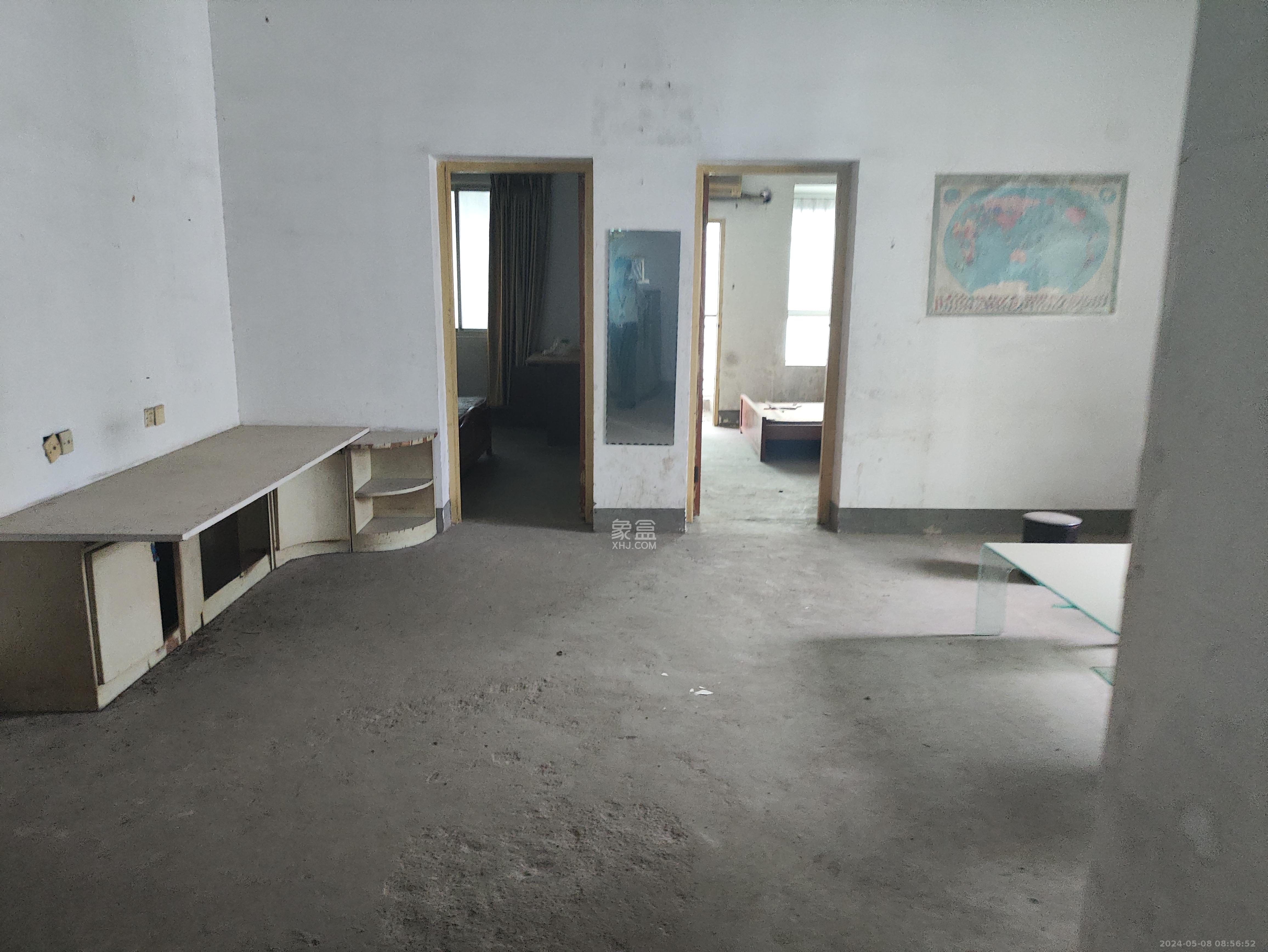 中南汽车世界  3室2厅1卫   1000.00元/月室内图