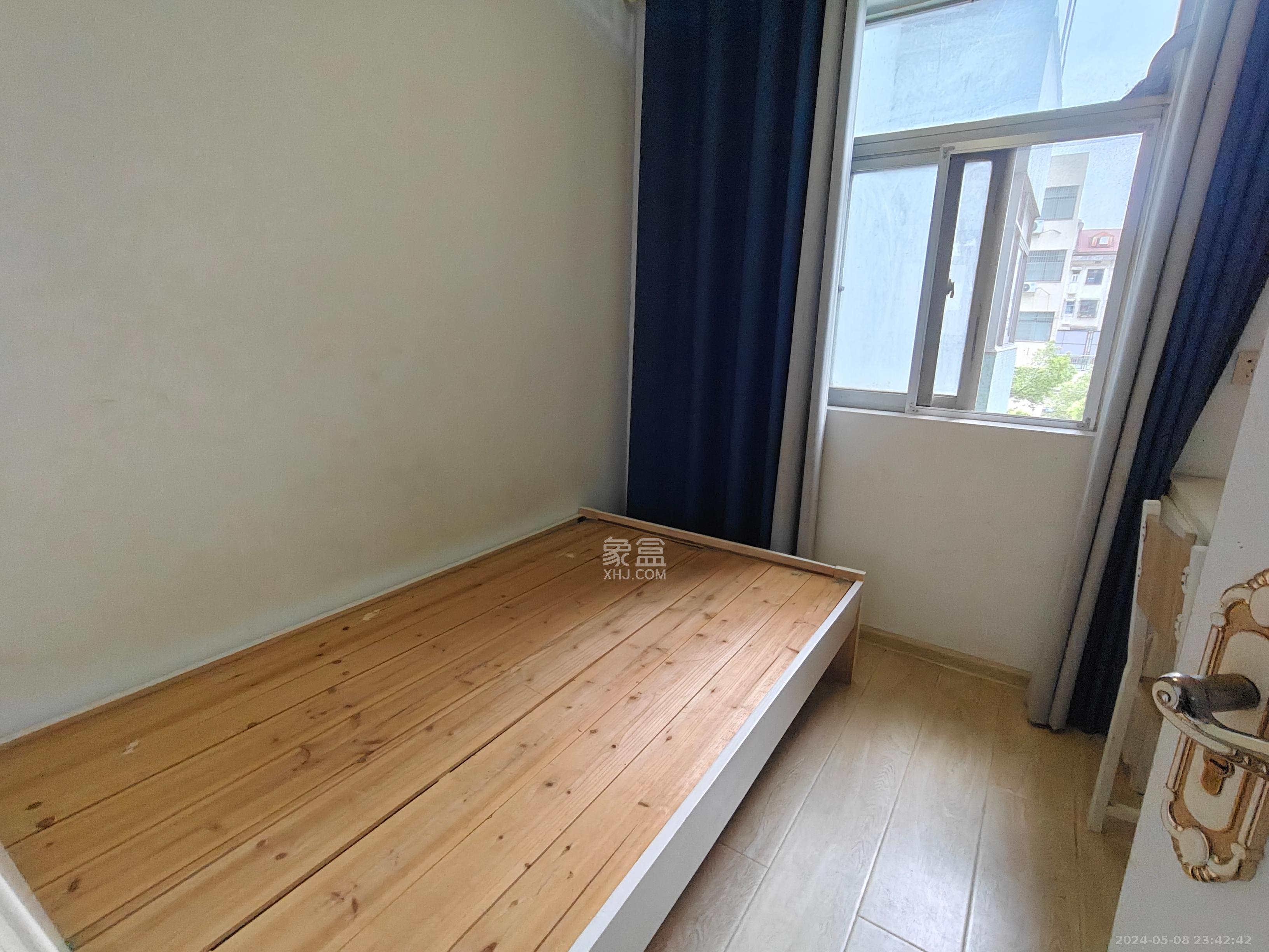 安泰新村 0室0厅0卫 1600.0元/月 安泰新村 0室0厅0卫 1600.0元/月室内图