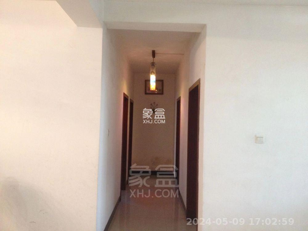 天泰花园（就是天泰小区）  3室2厅2卫   1300.00元/月室内图