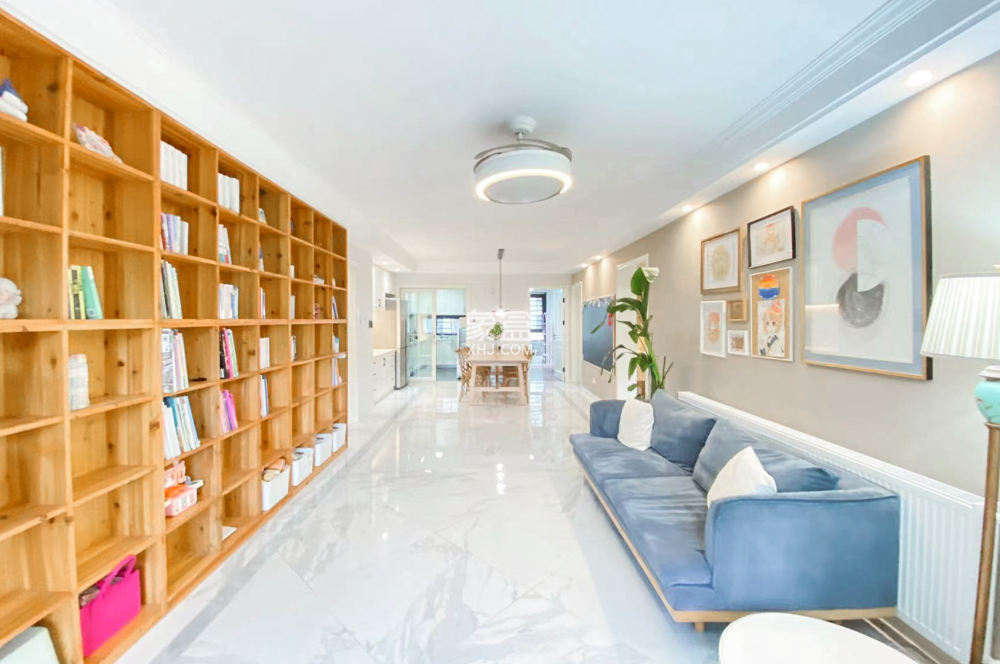 万科里梅溪郡  4室2厅2卫    266.0万