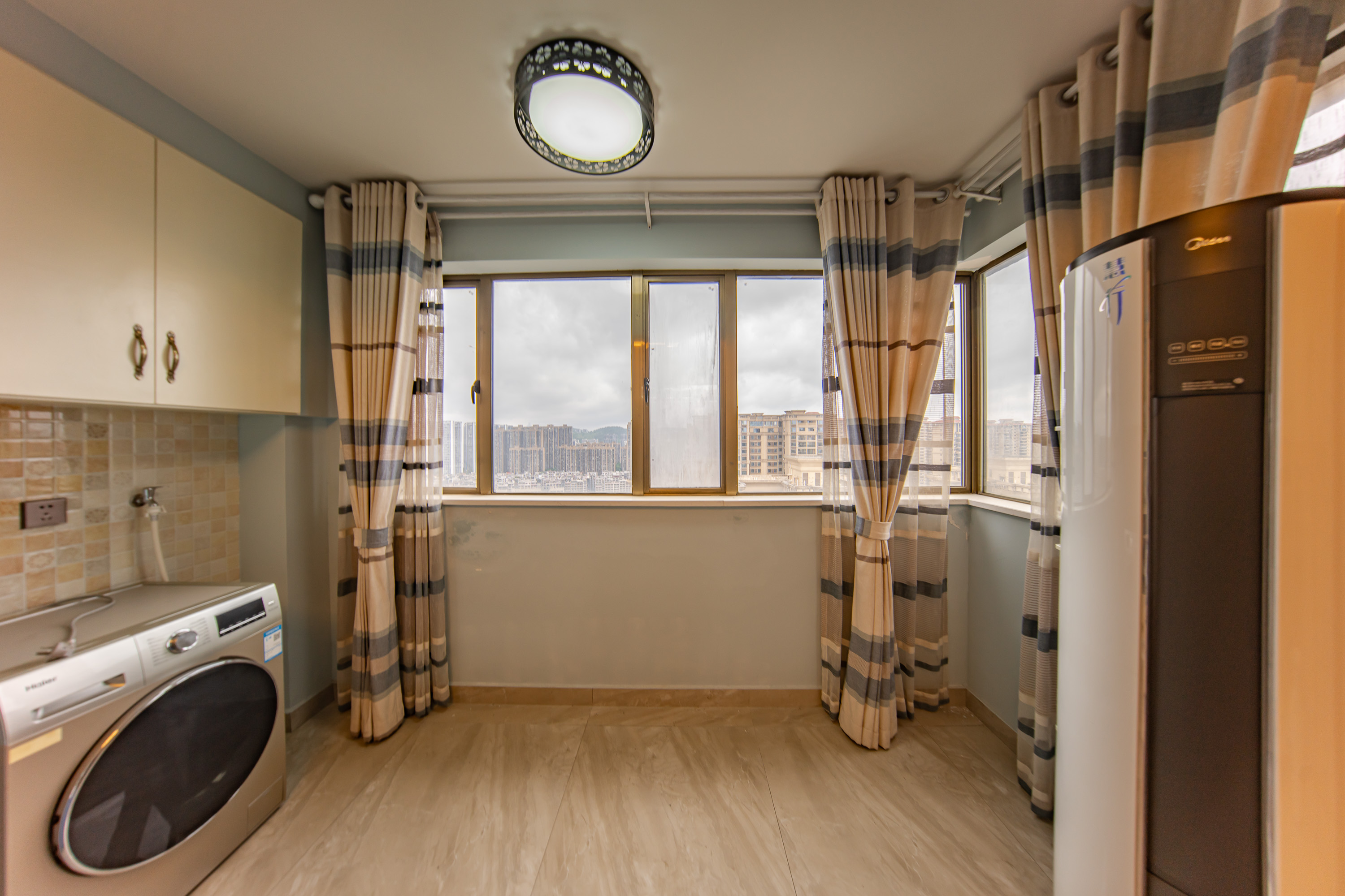 江山帝景雅典  3室2厅2卫    105.0万 江山帝景雅典  3室2厅2卫    105.0万阳台