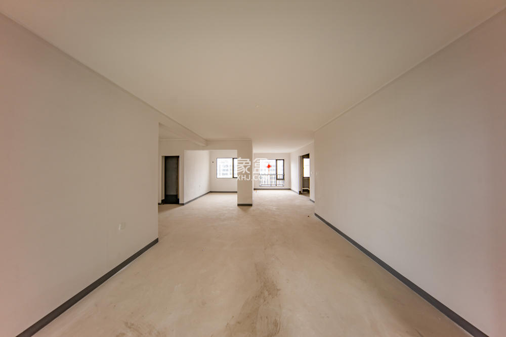 建投象山国际  3室2厅2卫    155.0万