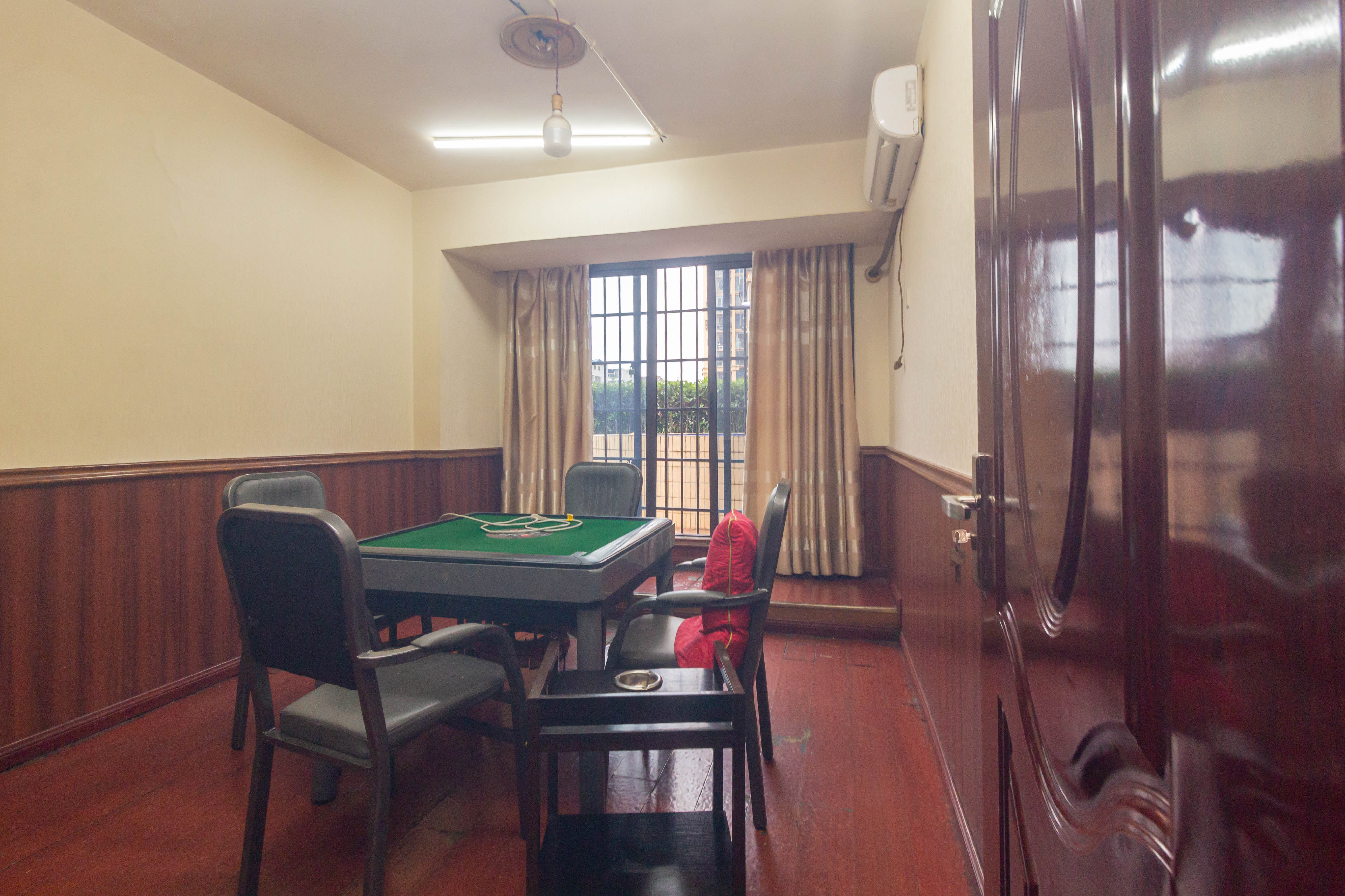 三景华御 3室2厅2卫 76.9万 三景华御 3室2厅2卫 76.9万卧室