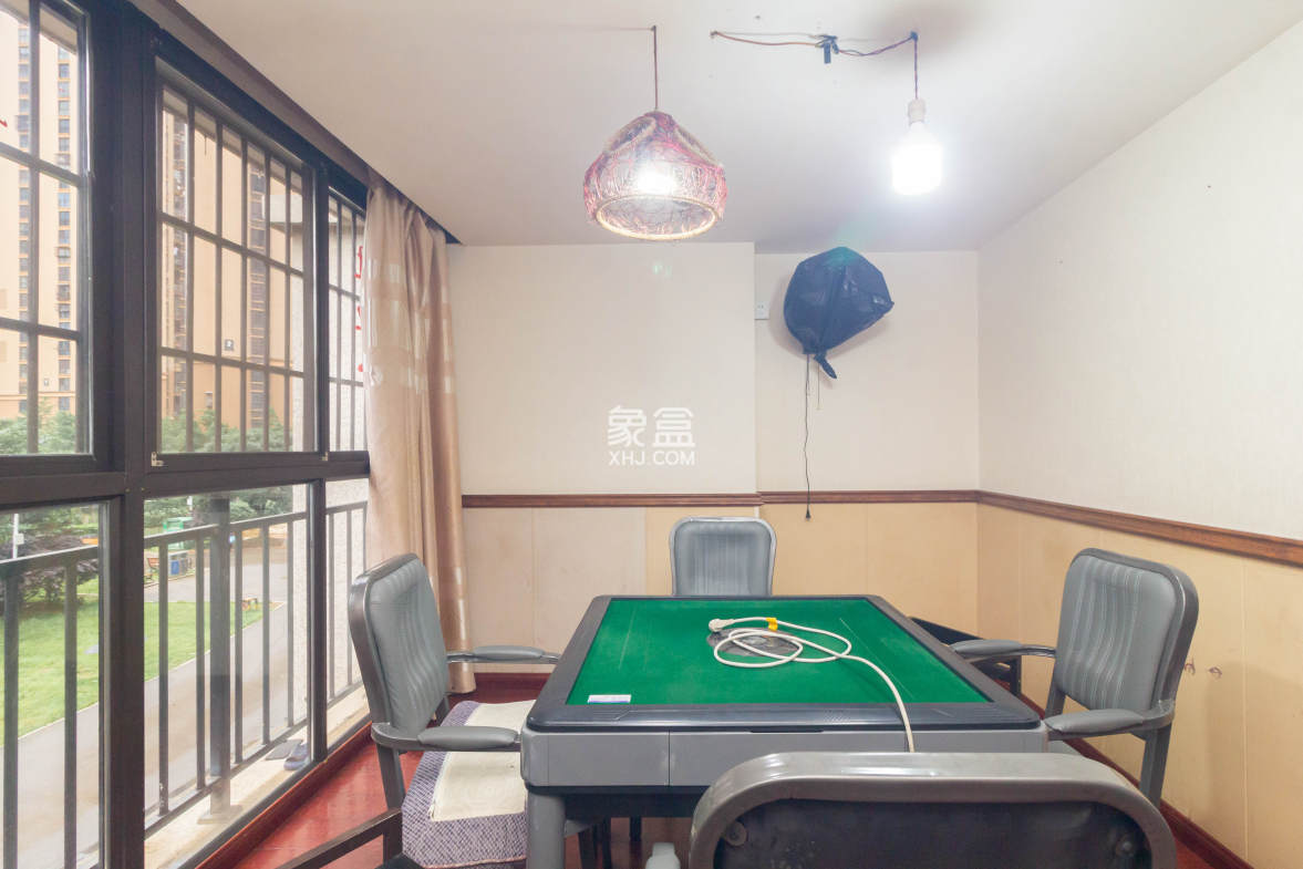 三景华御 3室2厅2卫 76.9万 三景华御 3室2厅2卫 76.9万卧室