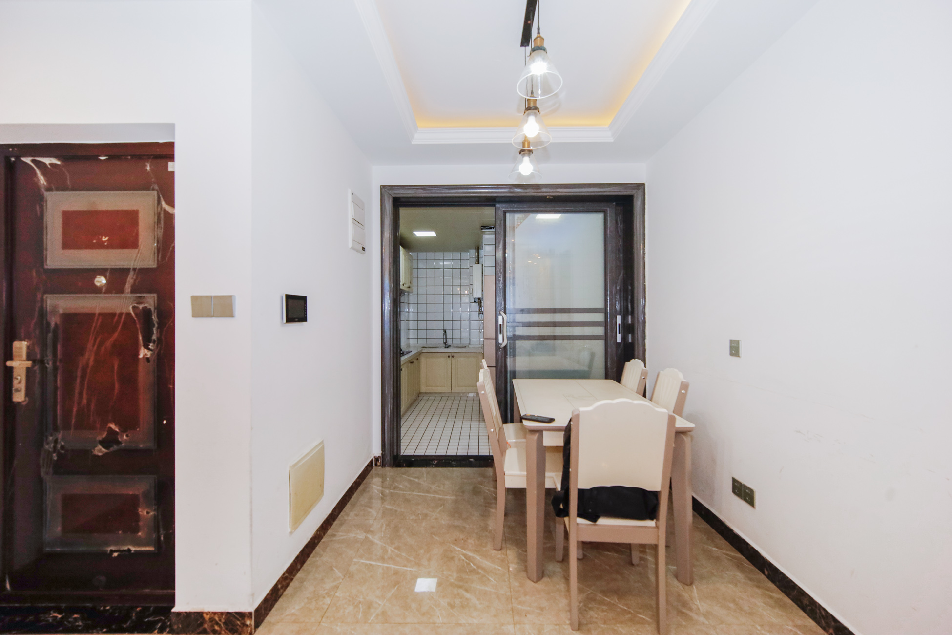 红星国际公馆 3室2厅2卫 105.0万 红星国际公馆 3室2厅2卫 105.0万客厅