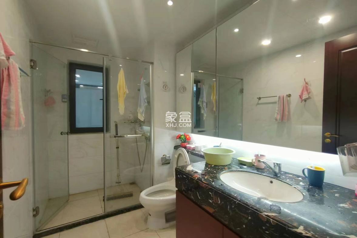 恒大华府 3室2厅1卫 88.0万 恒大华府 3室2厅1卫 88.0万室内图