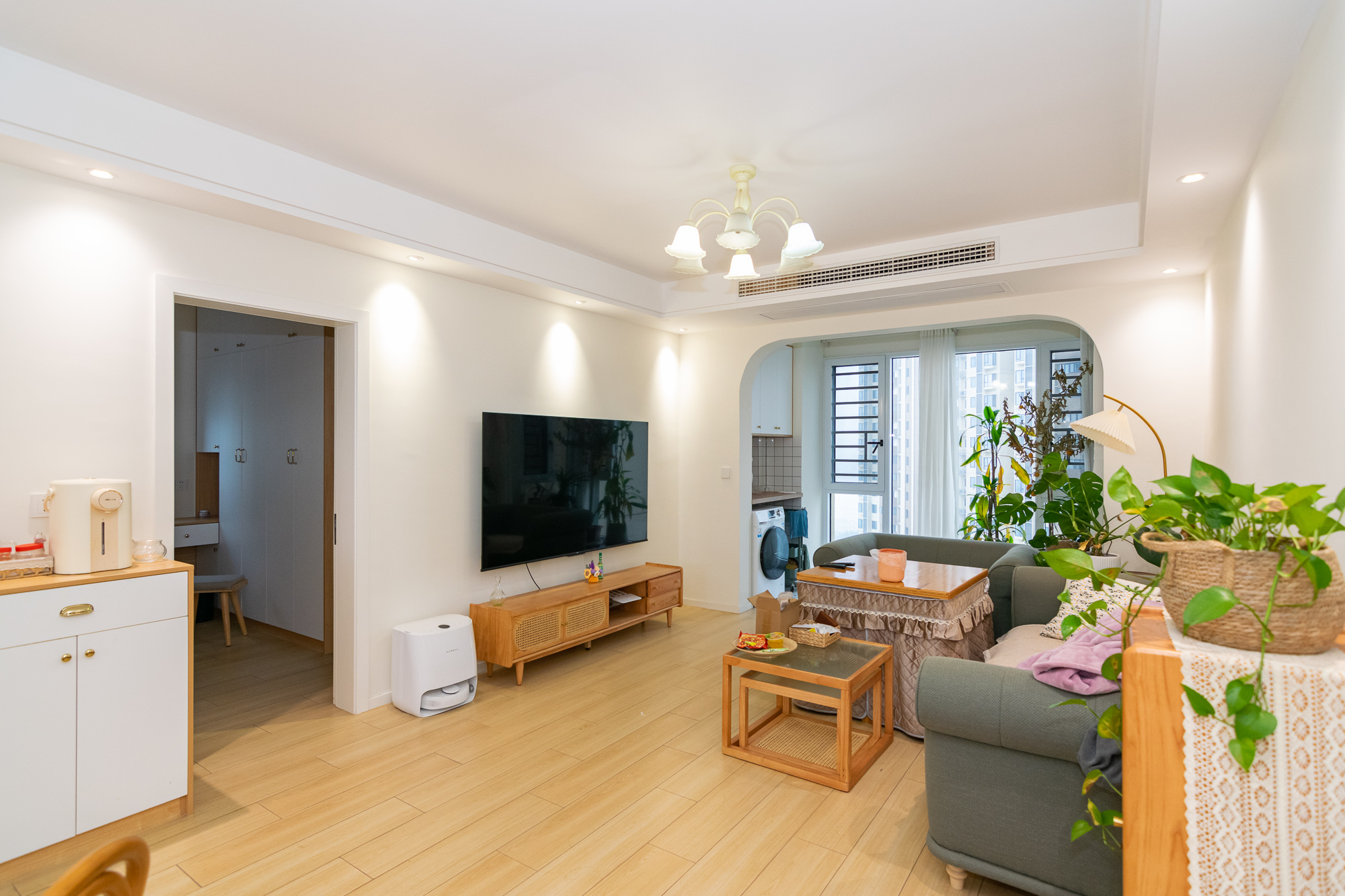 美的翰城  3室2厅2卫    70.0万 美的翰城  3室2厅2卫    70.0万客厅