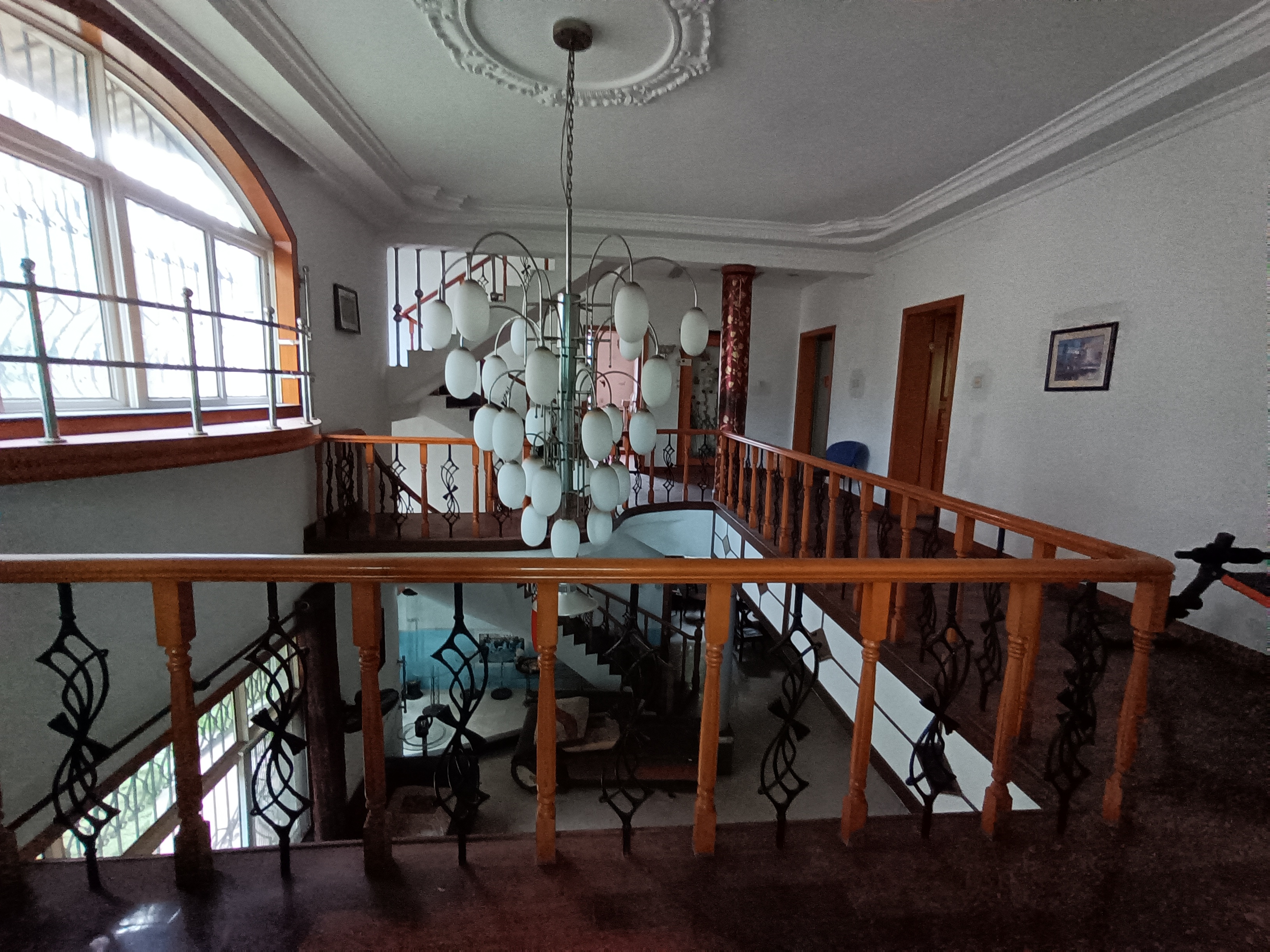 源园小区别墅 6室2厅3卫 268.0万 源园小区别墅 6室2厅3卫 268.0万室内图