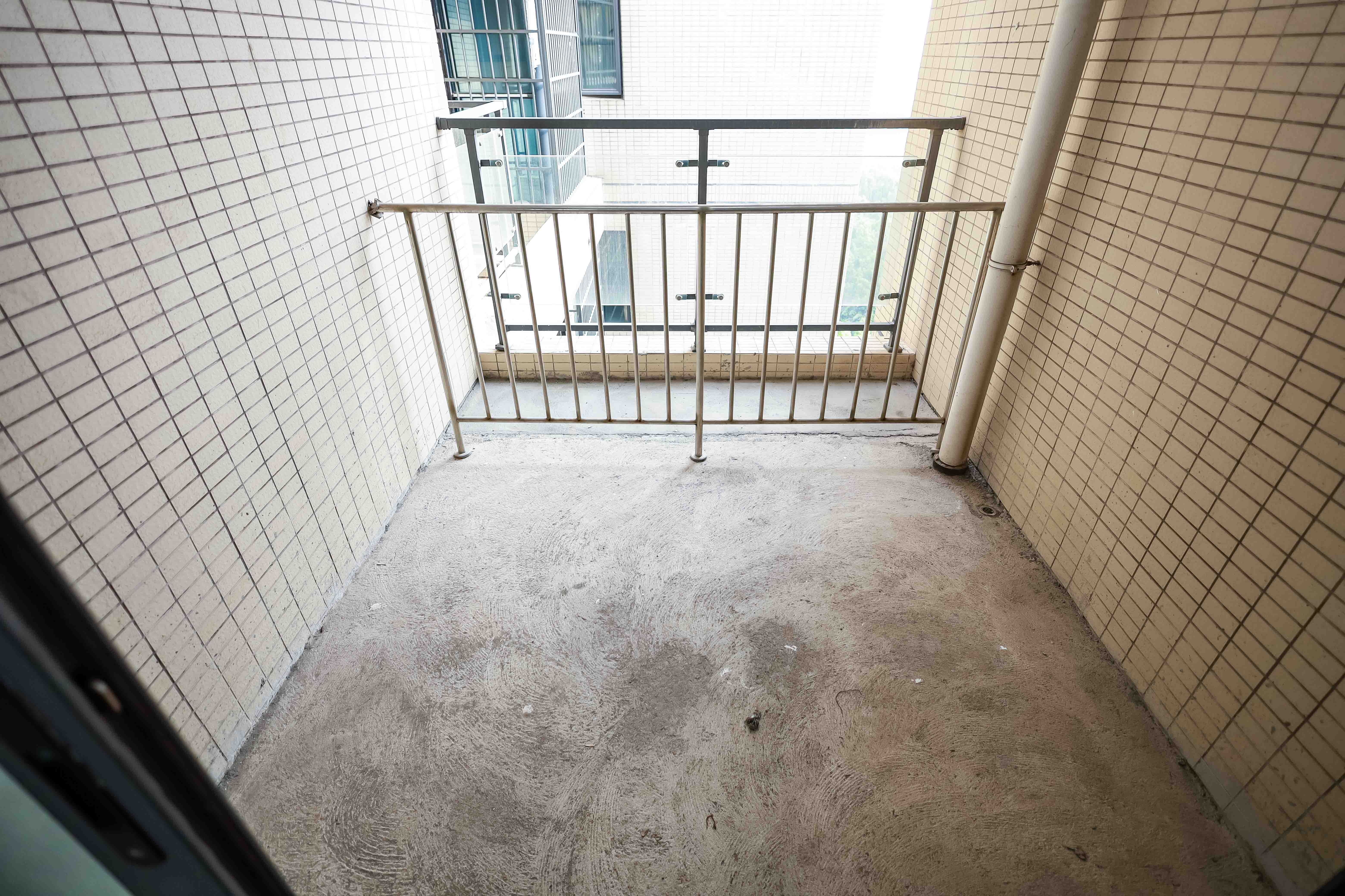 盛世耀凯  4室2厅2卫   129.80万卧室