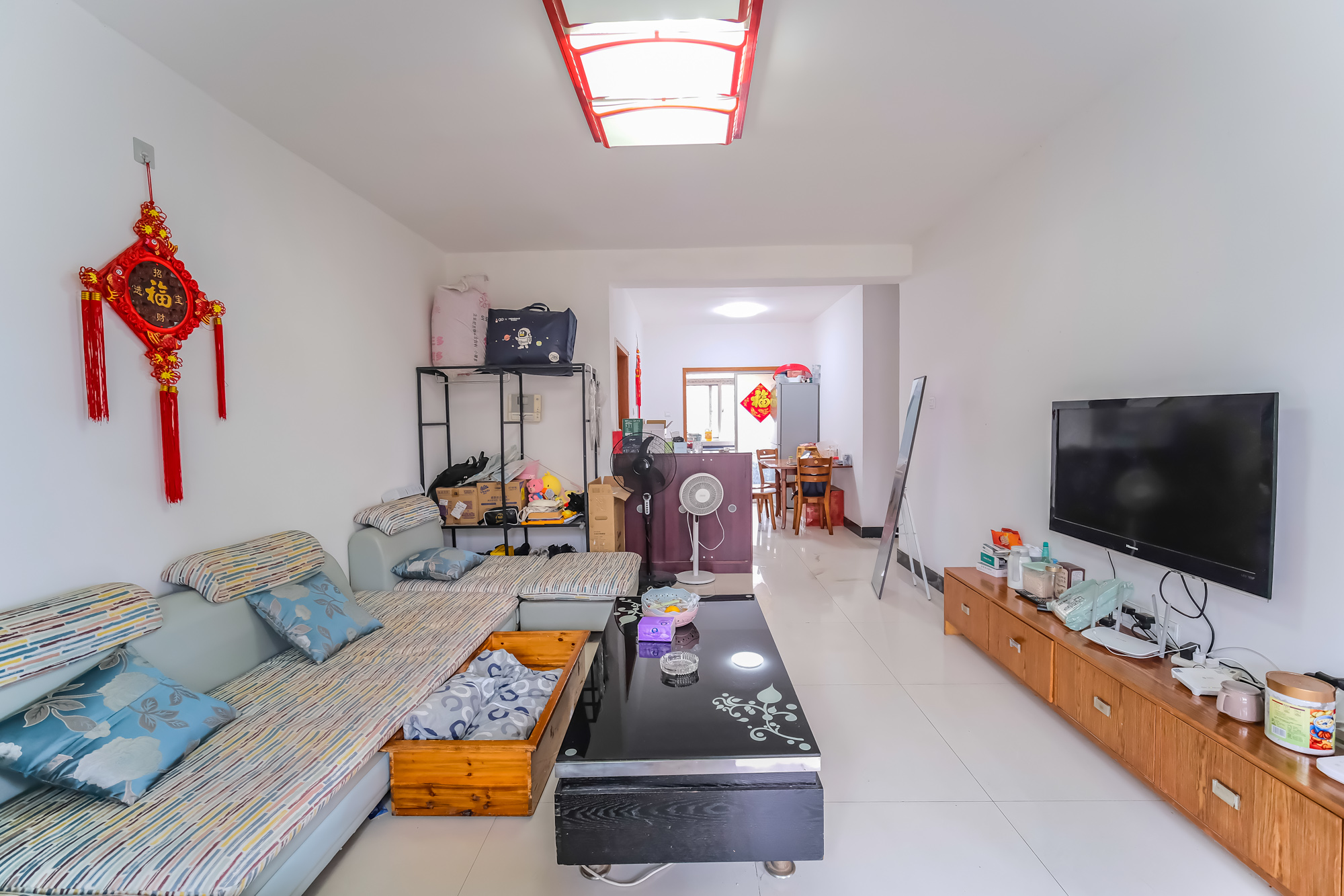 山水湾 3室2厅1卫 50.0万 山水湾 3室2厅1卫 50.0万客厅