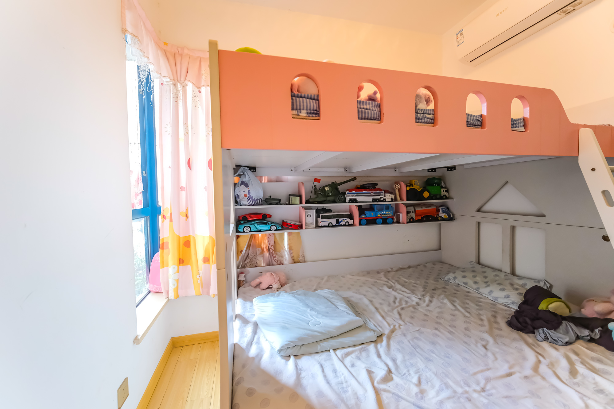 筑梦星园  3室2厅1卫    69.8万卧室