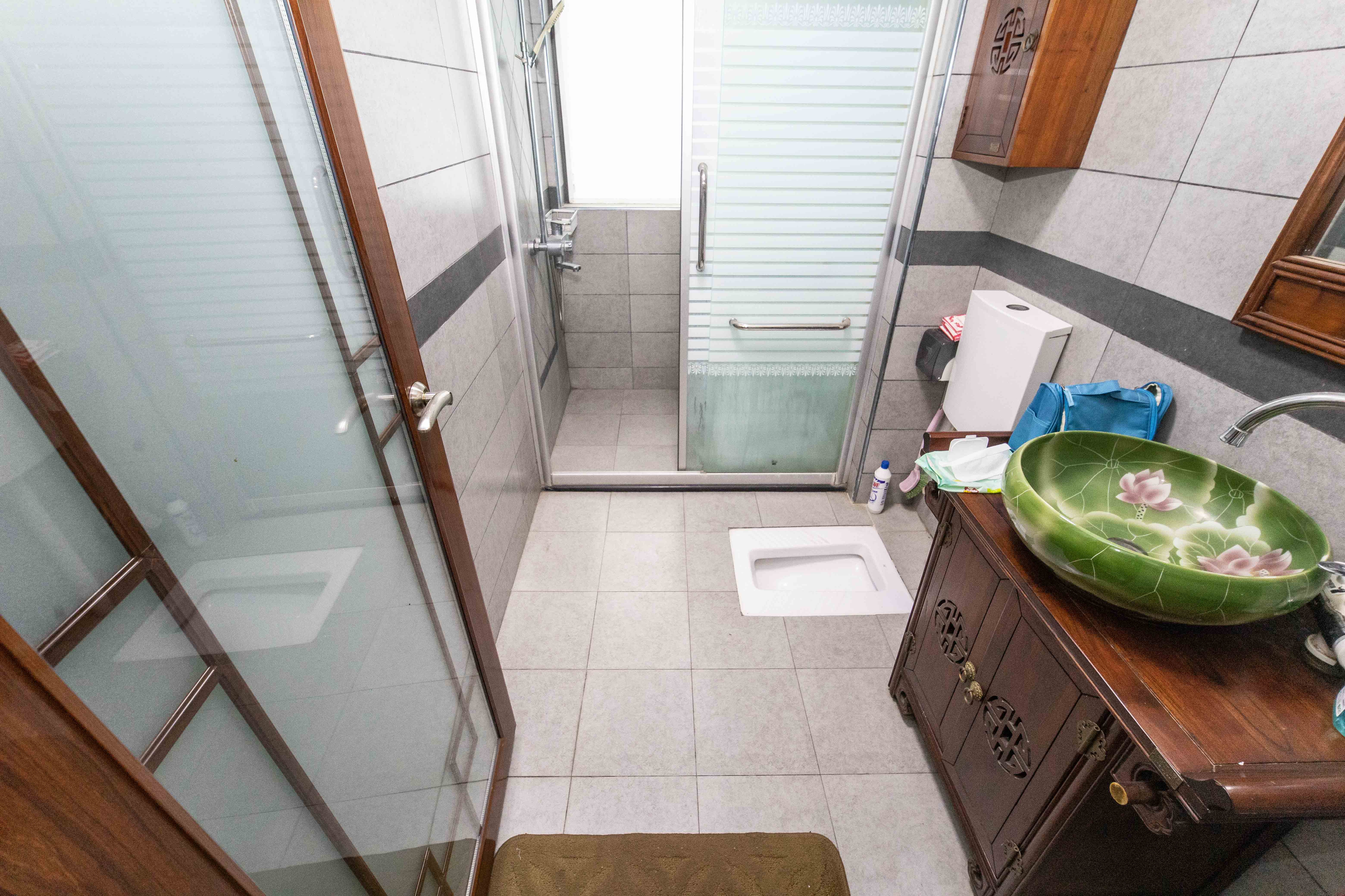 湘域熙岸  4室2厅2卫    238.0万 湘域熙岸  4室2厅2卫    238.0万卫生间