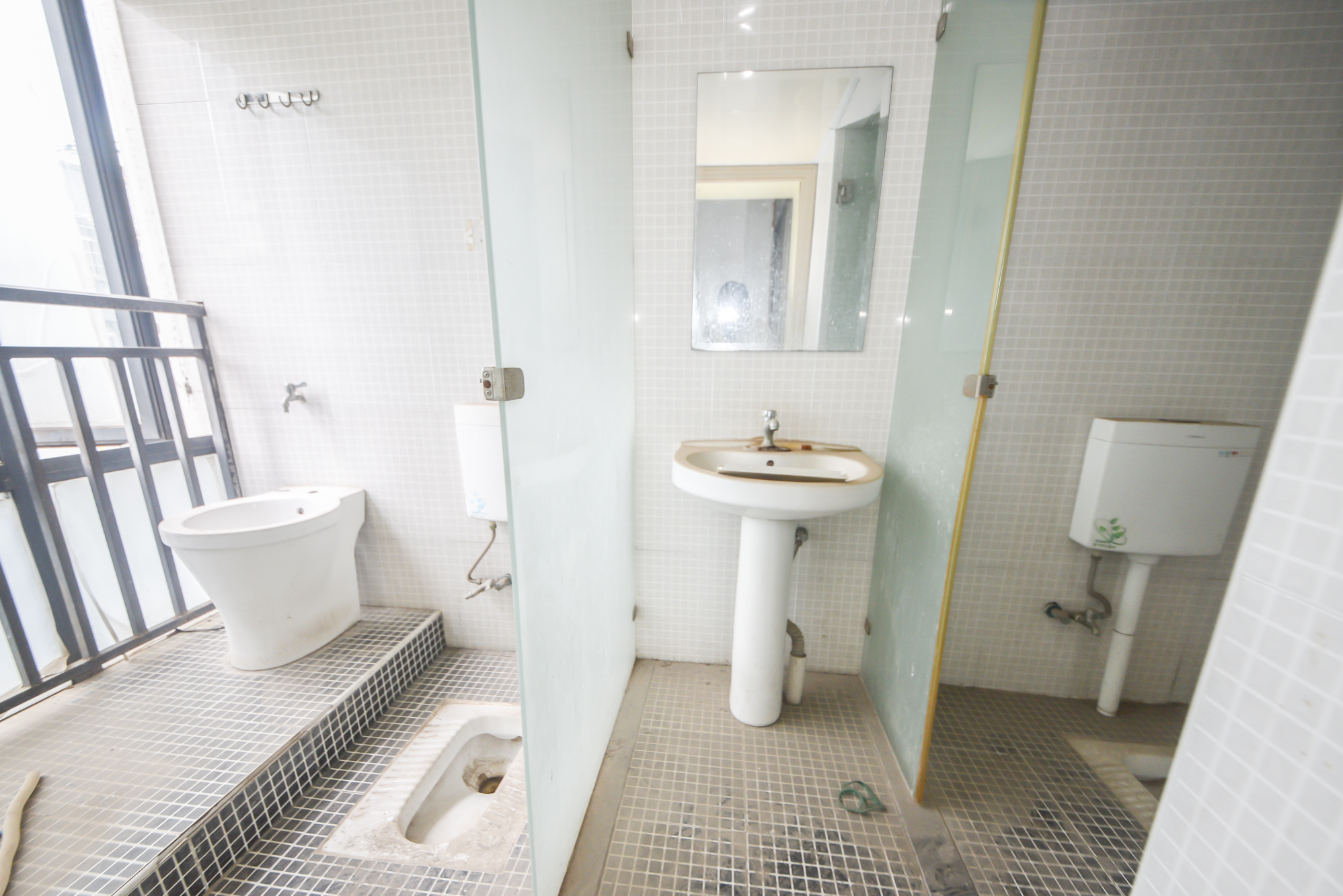 云鼎公馆 2室2厅1卫 77.0万 云鼎公馆 2室2厅1卫 77.0万卫生间