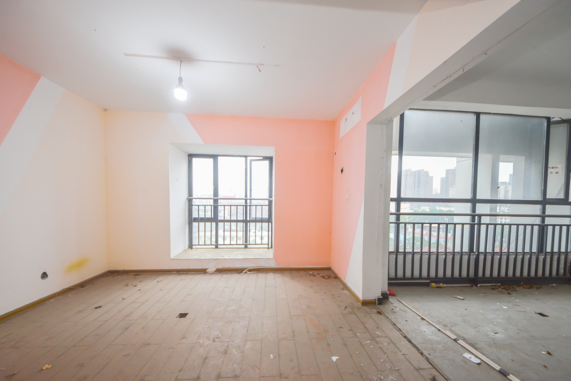 云鼎公馆 2室2厅1卫 77.0万 云鼎公馆 2室2厅1卫 77.0万卧室