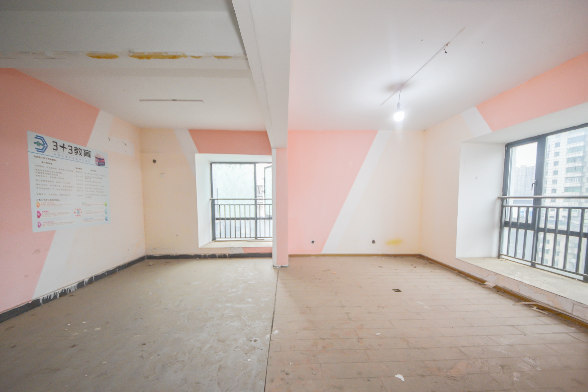 云鼎公馆 2室2厅1卫 77.0万 云鼎公馆 2室2厅1卫 77.0万卧室