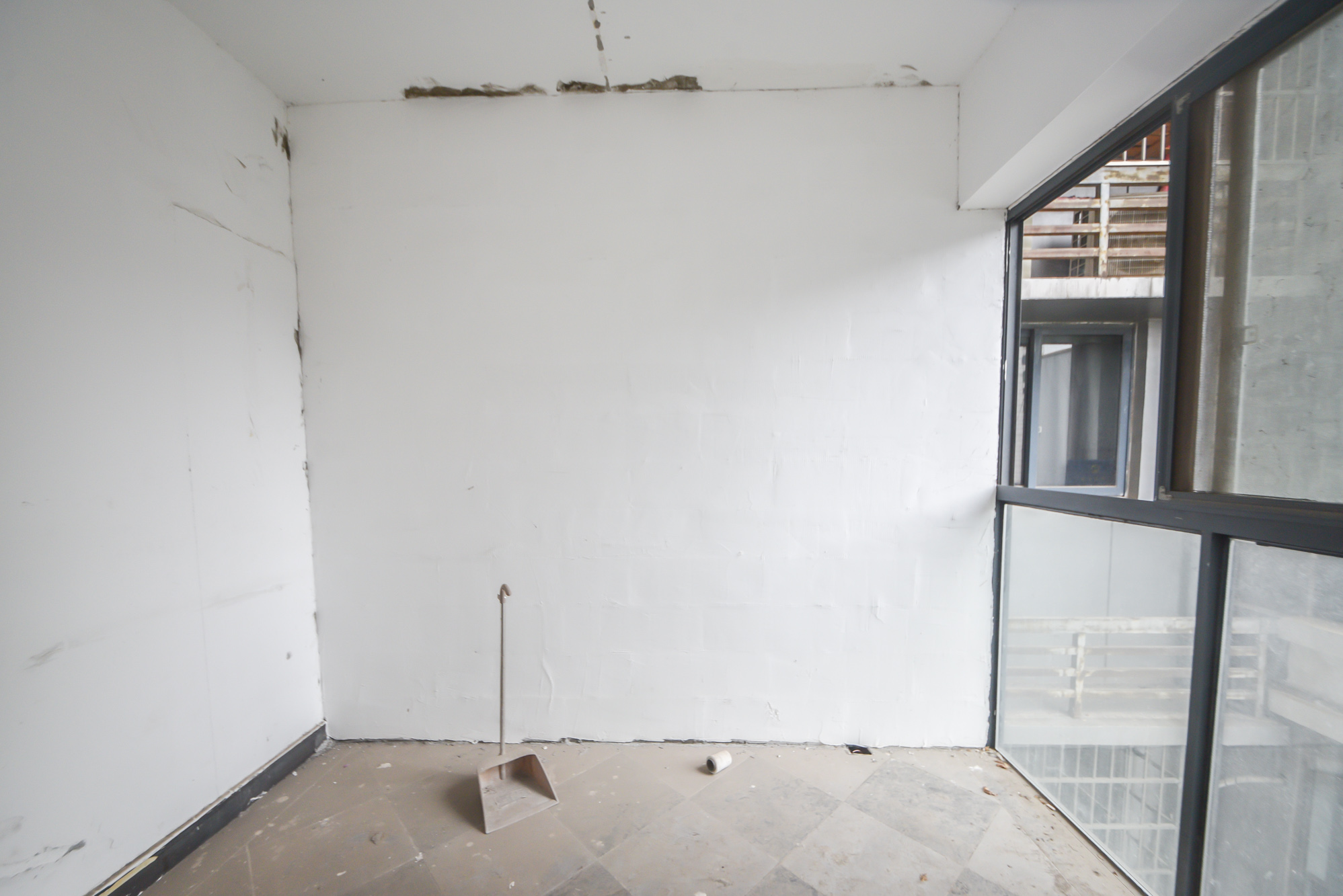 云鼎公馆 2室2厅1卫 77.0万 云鼎公馆 2室2厅1卫 77.0万阳台