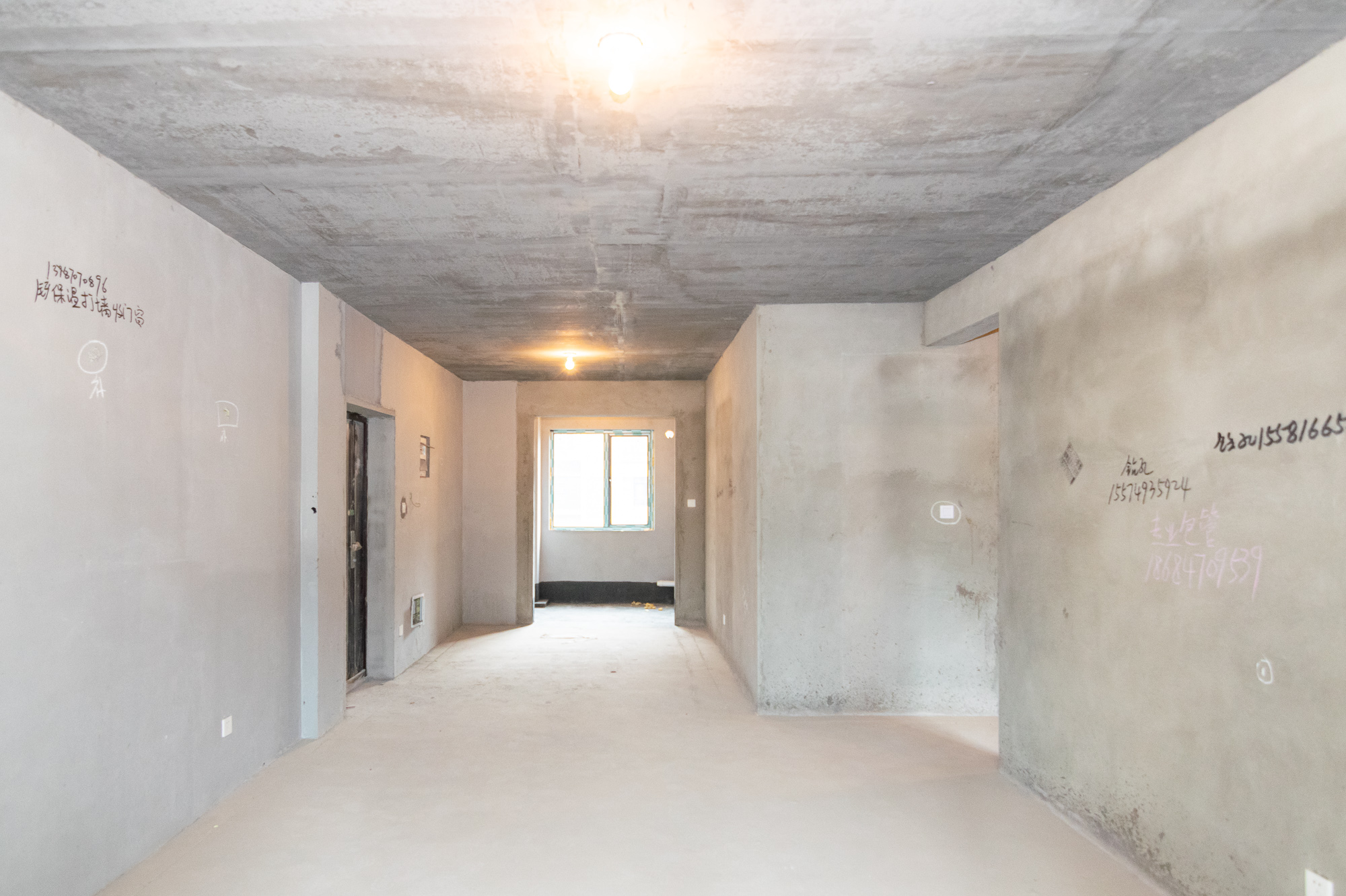 澳海谷山府 4室2厅2卫 114.5万 澳海谷山府 4室2厅2卫 114.5万客厅