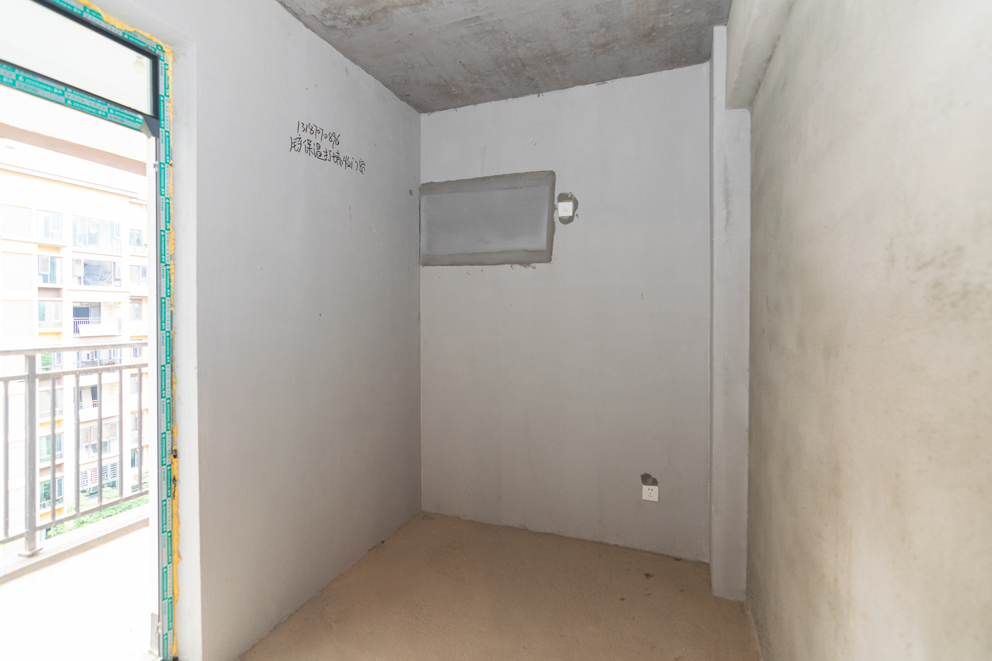 澳海谷山府 4室2厅2卫 114.5万 澳海谷山府 4室2厅2卫 114.5万卧室