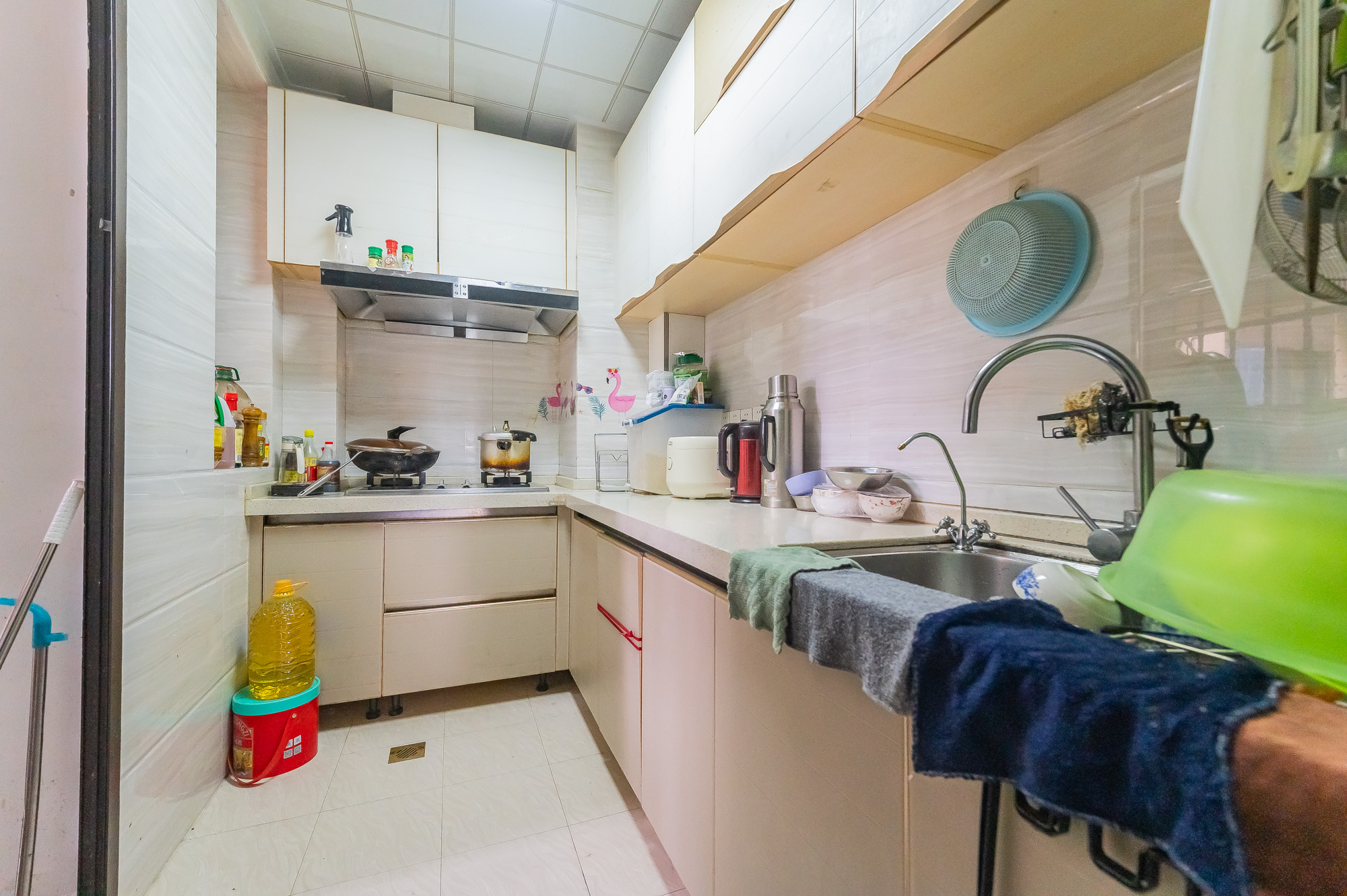 星湖湾一期高层  3室2厅1卫    88.0万 星湖湾一期高层  3室2厅1卫    88.0万厨房