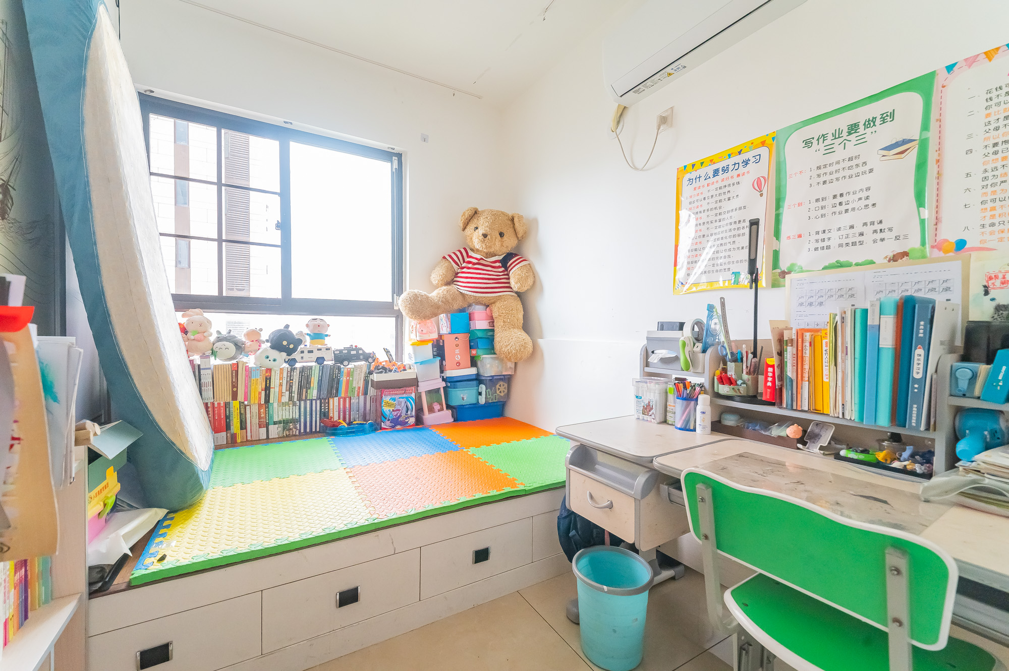 星湖湾一期高层  3室2厅1卫    88.0万 星湖湾一期高层  3室2厅1卫    88.0万卧室