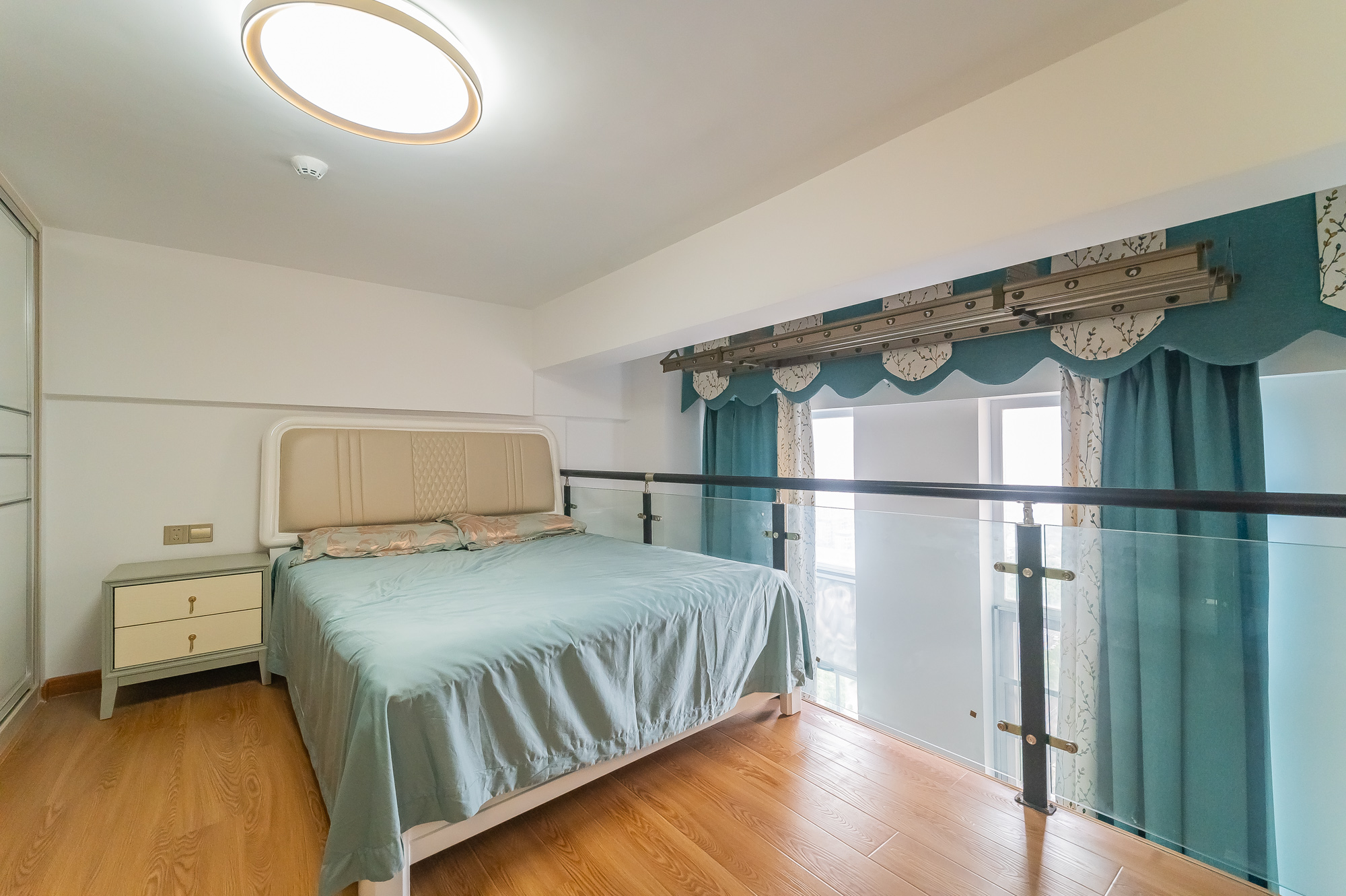 MOMA当代广场  2室1厅1卫    35.0万 MOMA当代广场  2室1厅1卫    35.0万卧室