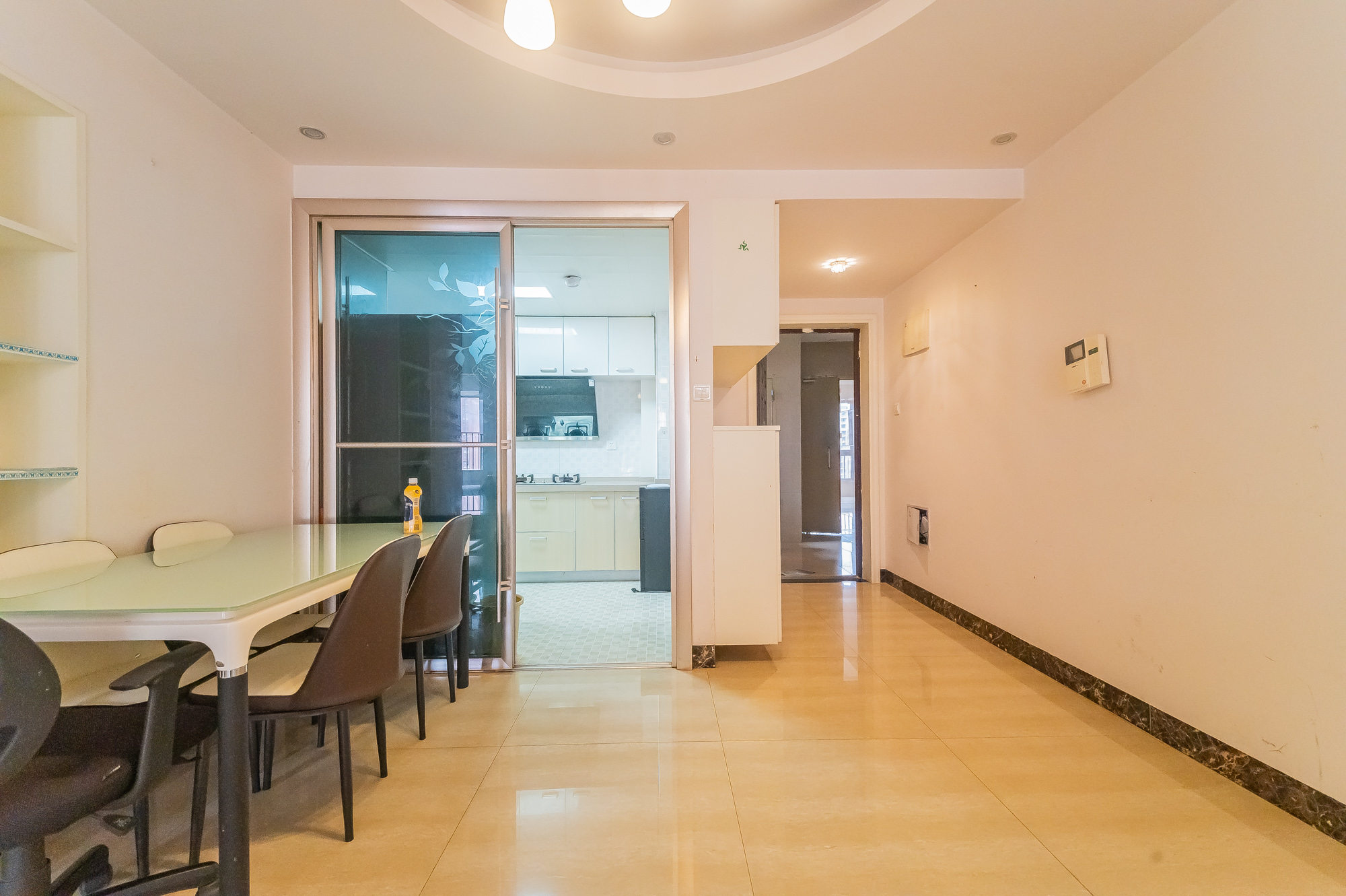 华润凤凰城三期  2室2厅1卫    58.0万 华润凤凰城三期  2室2厅1卫    58.0万客厅